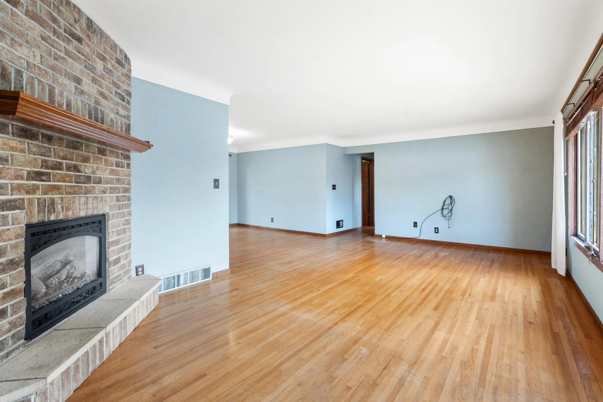 Photo 6 of 1900 2nd N Street