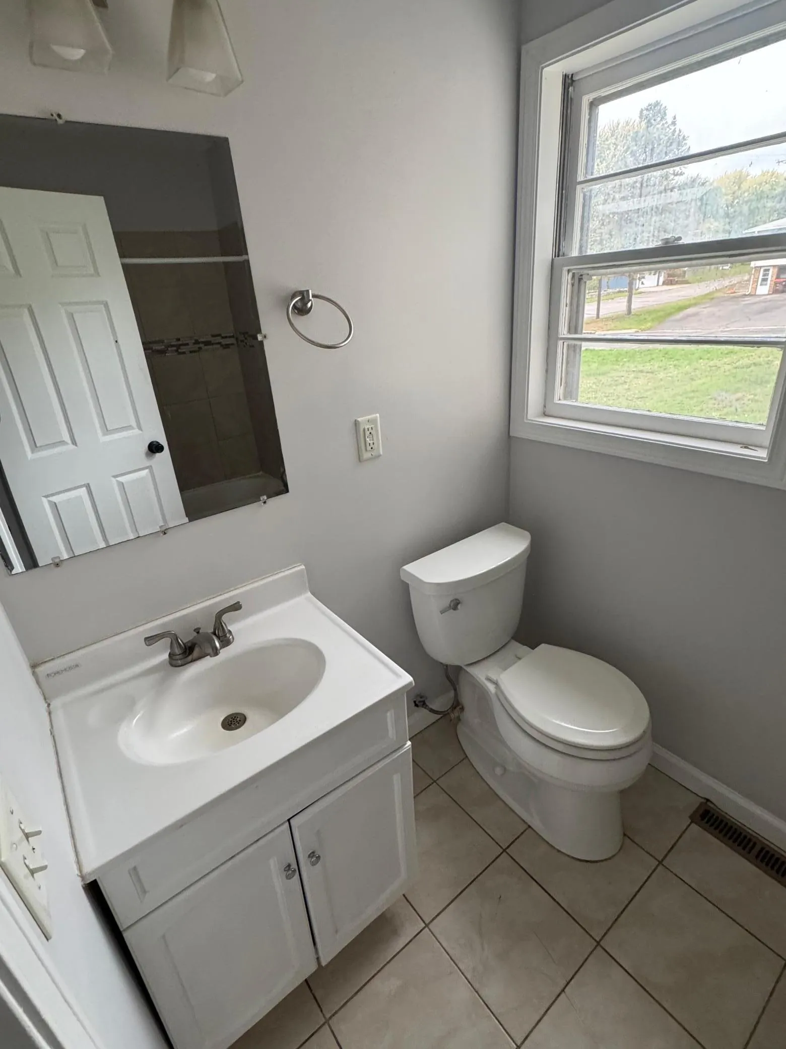 Photo 9 of 851 8th S Avenue