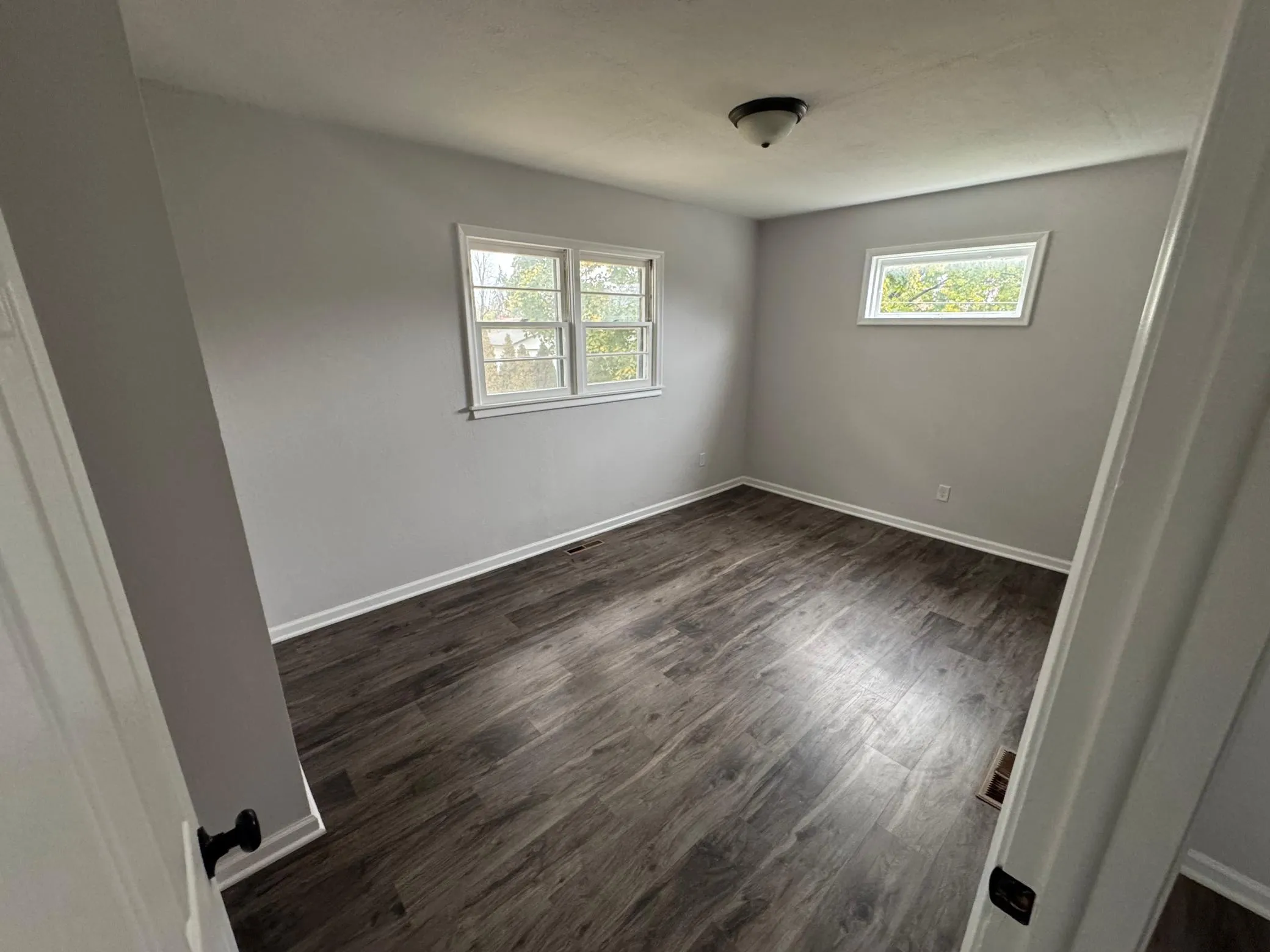 Photo 8 of 851 8th S Avenue