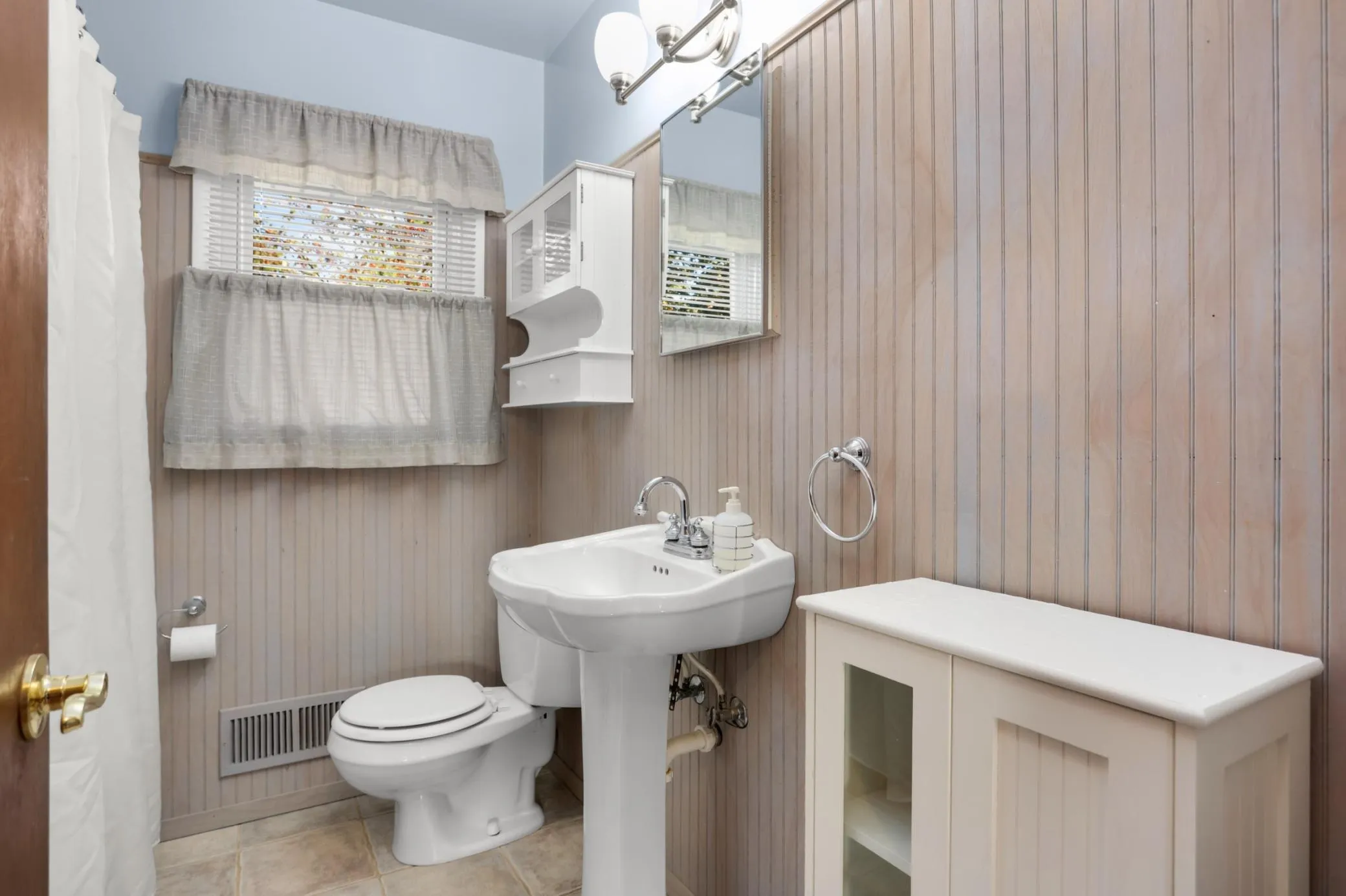 Photo 19 of 3696 Upper 149th W Street
