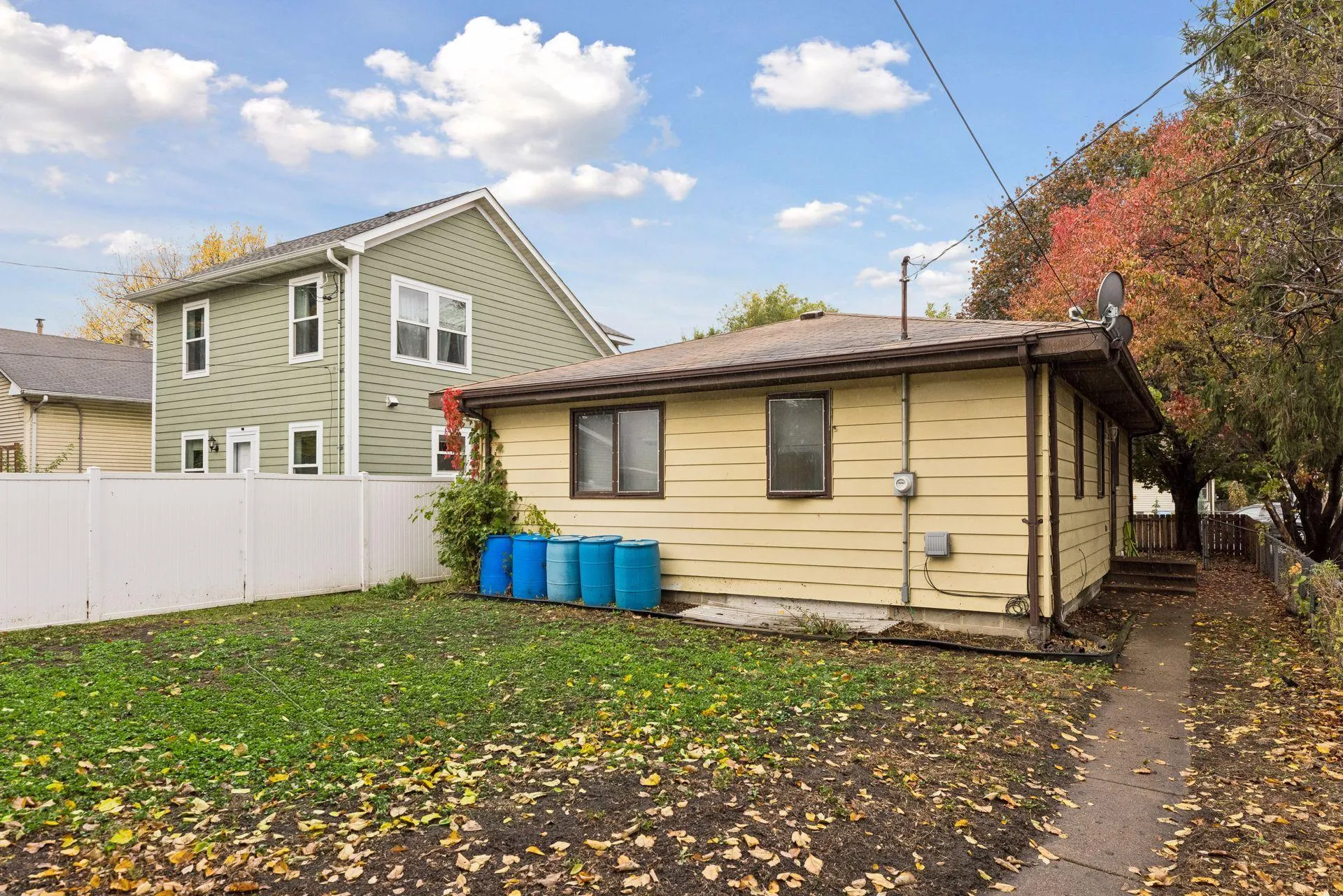 Photo 21 of 613 Fillmore Ne Street