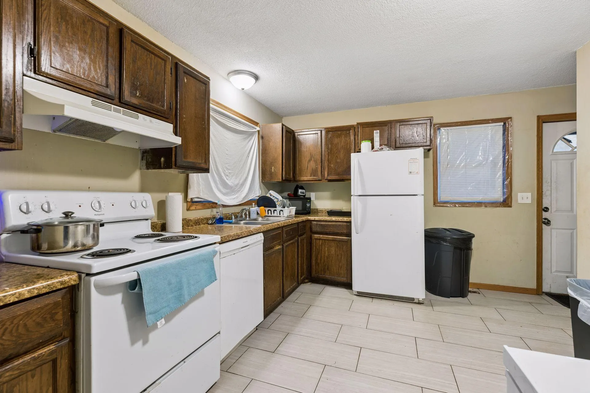 Photo 6 of 613 Fillmore Ne Street