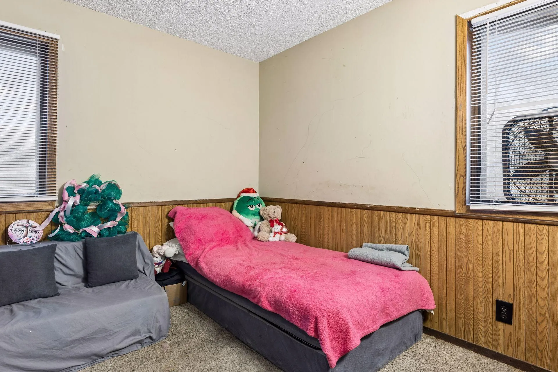 Photo 11 of 613 Fillmore Ne Street