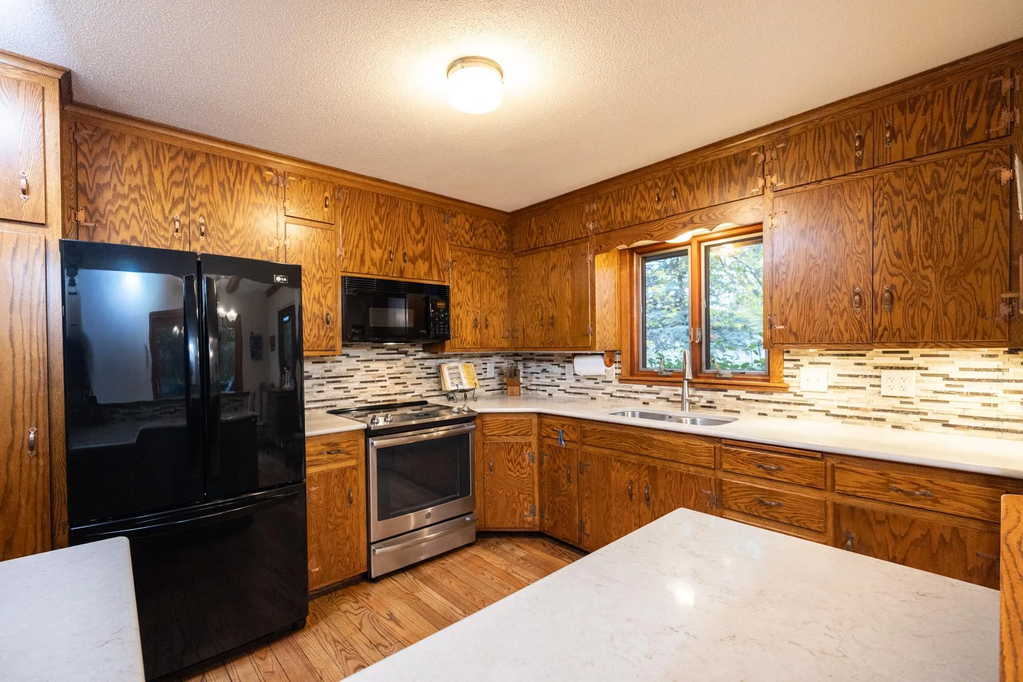 Photo 2 of 2420 W 106th Street