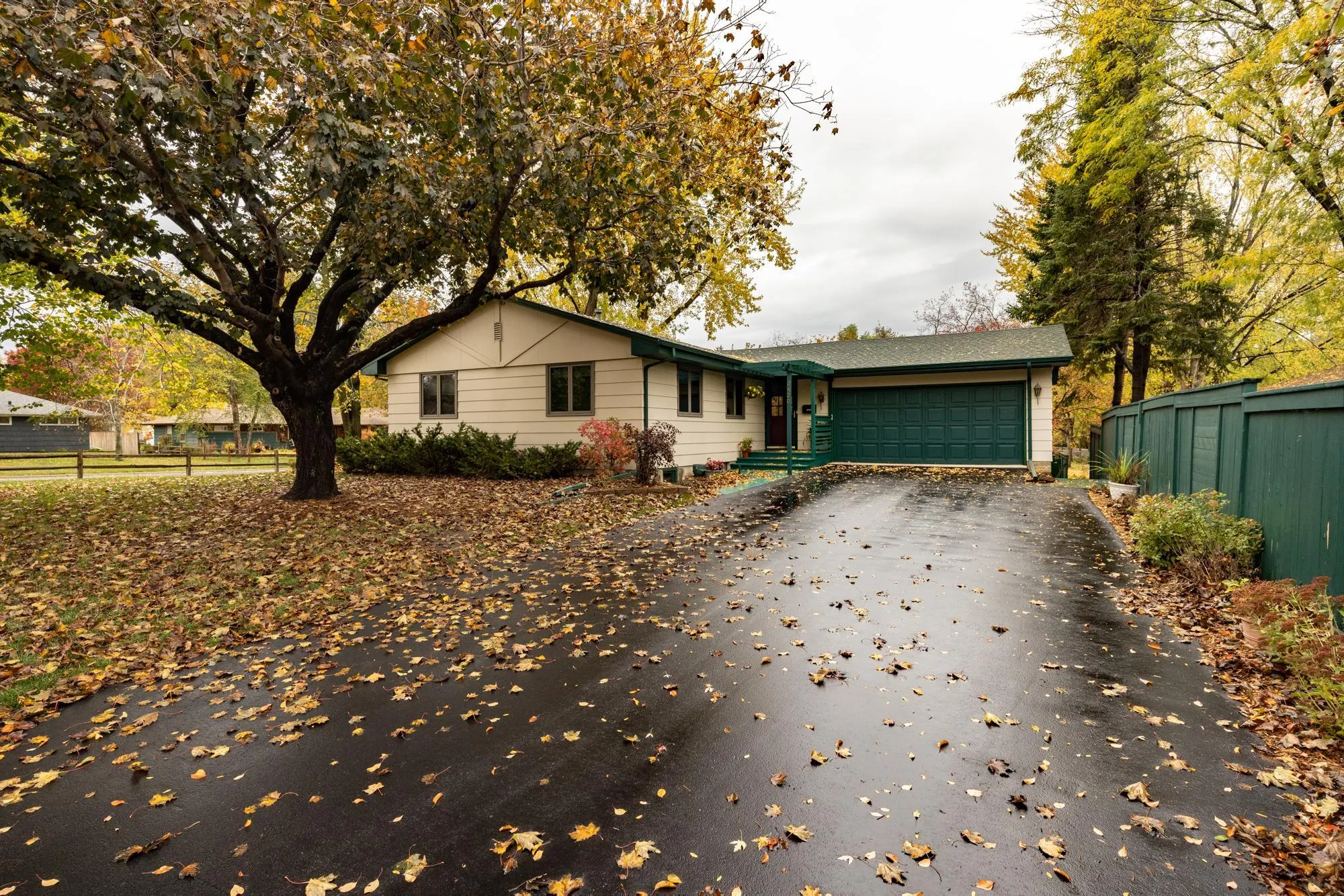 Photo 26 of 2420 W 106th Street