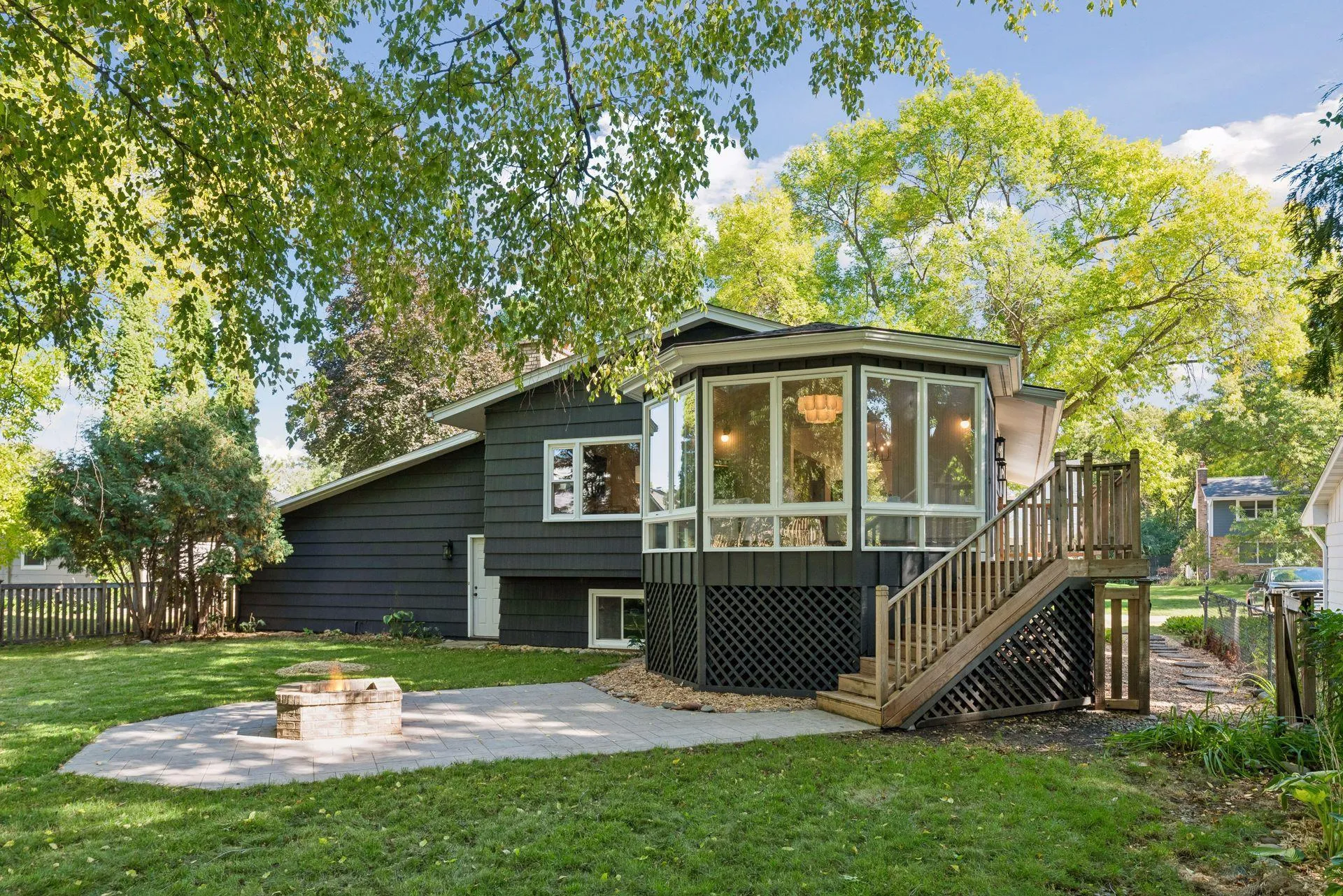 Photo 39 of 5516 Warden Avenue