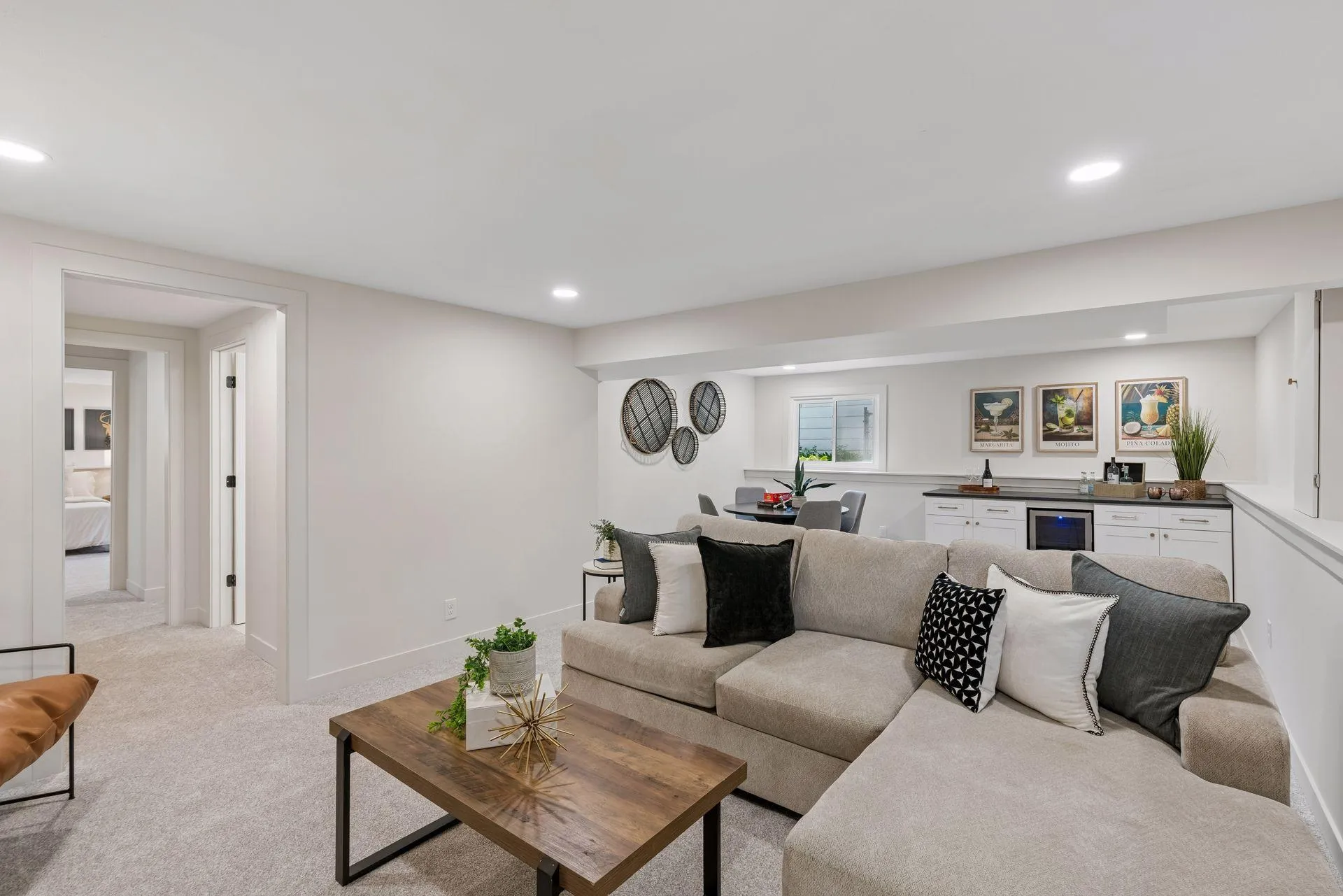 Photo 31 of 5516 Warden Avenue