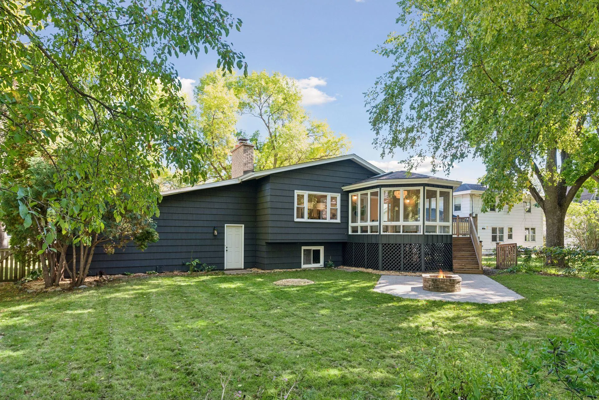 Photo 5 of 5516 Warden Avenue