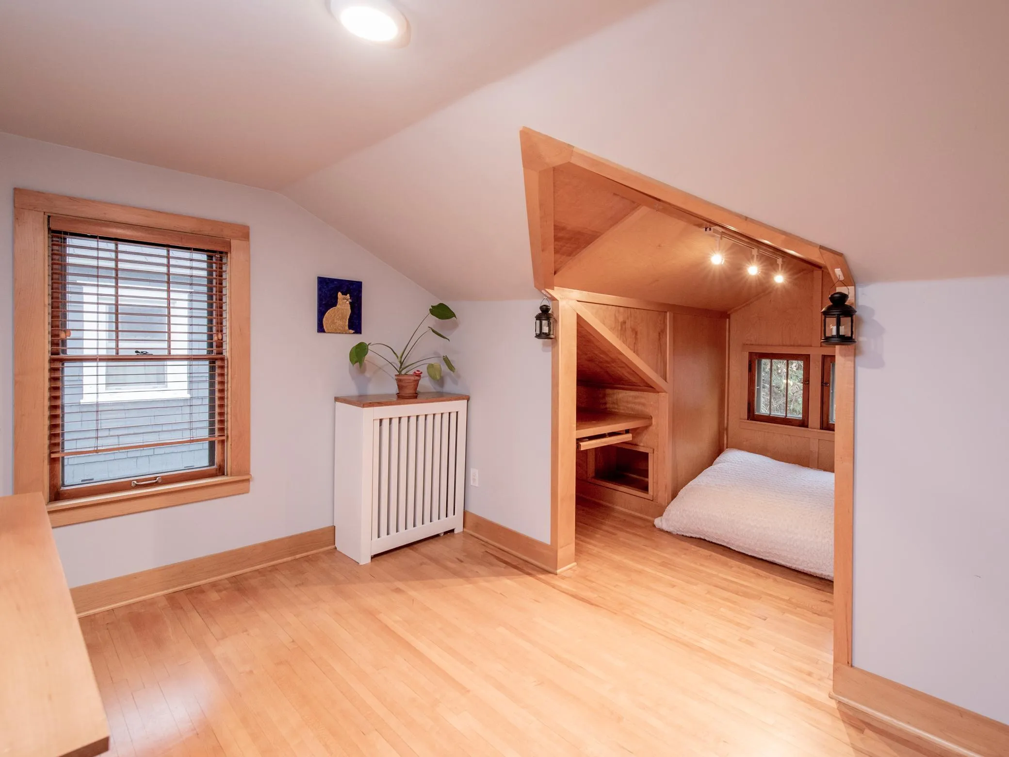 Photo 14 of 1880 Jefferson Avenue
