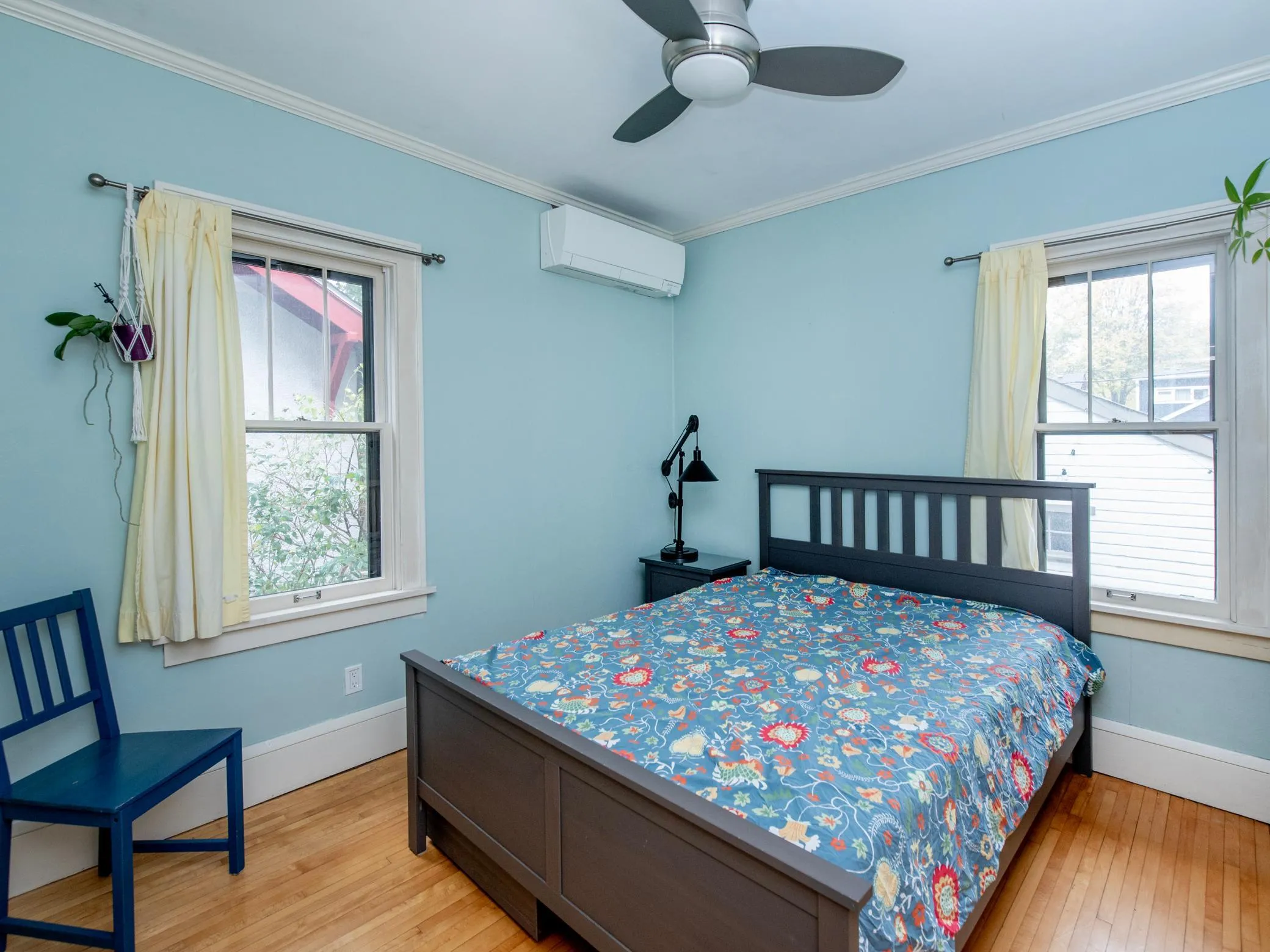 Photo 11 of 1880 Jefferson Avenue