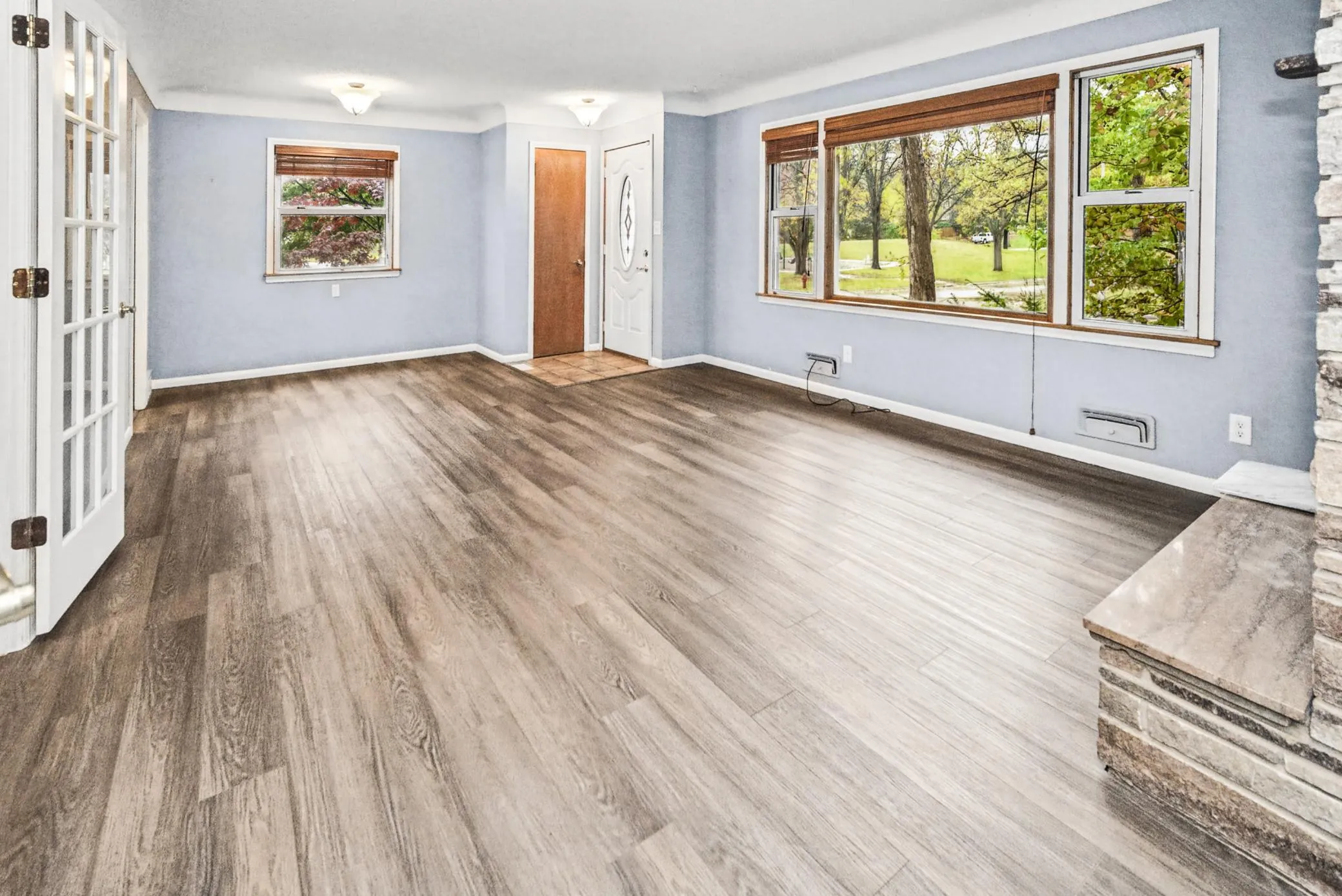 Photo 6 of 6645 Logan S Avenue