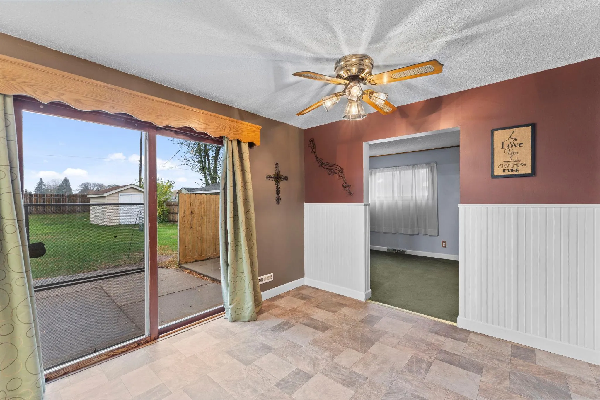 Photo 9 of 11950 Crocus Nw Street