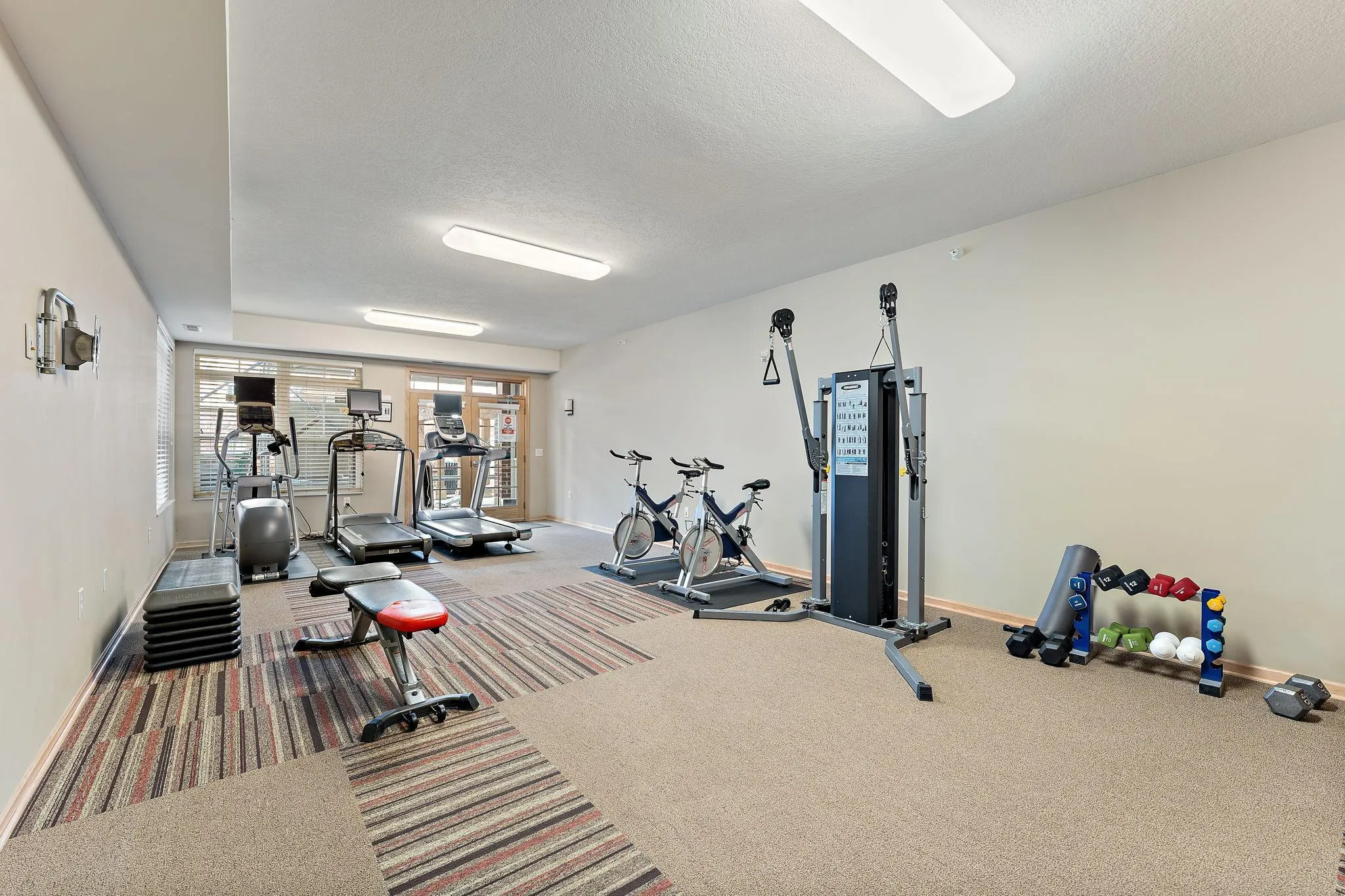 Photo 27 of 2407 39th Ne Avenue Unit 409