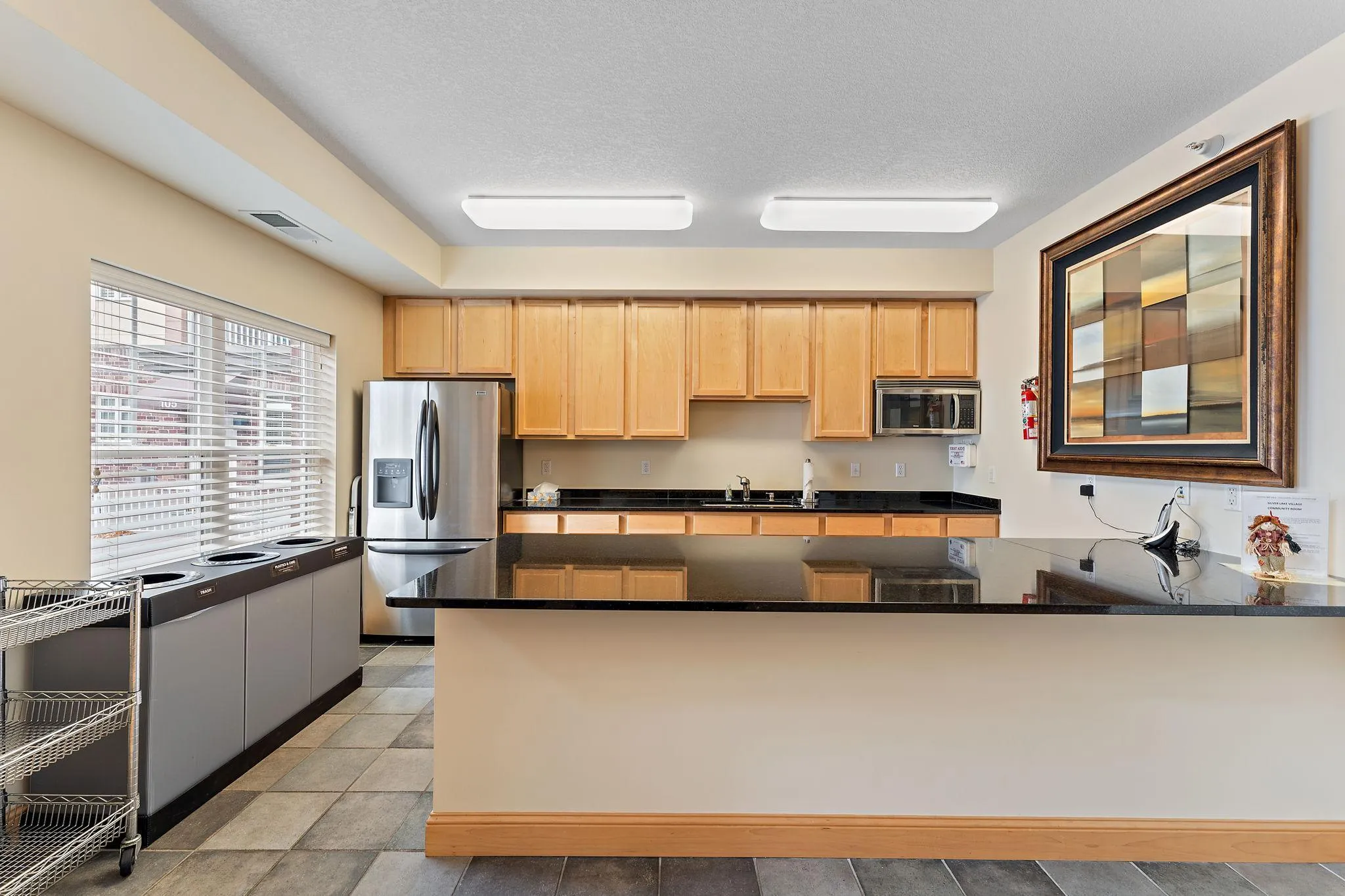 Photo 25 of 2407 39th Ne Avenue Unit 409