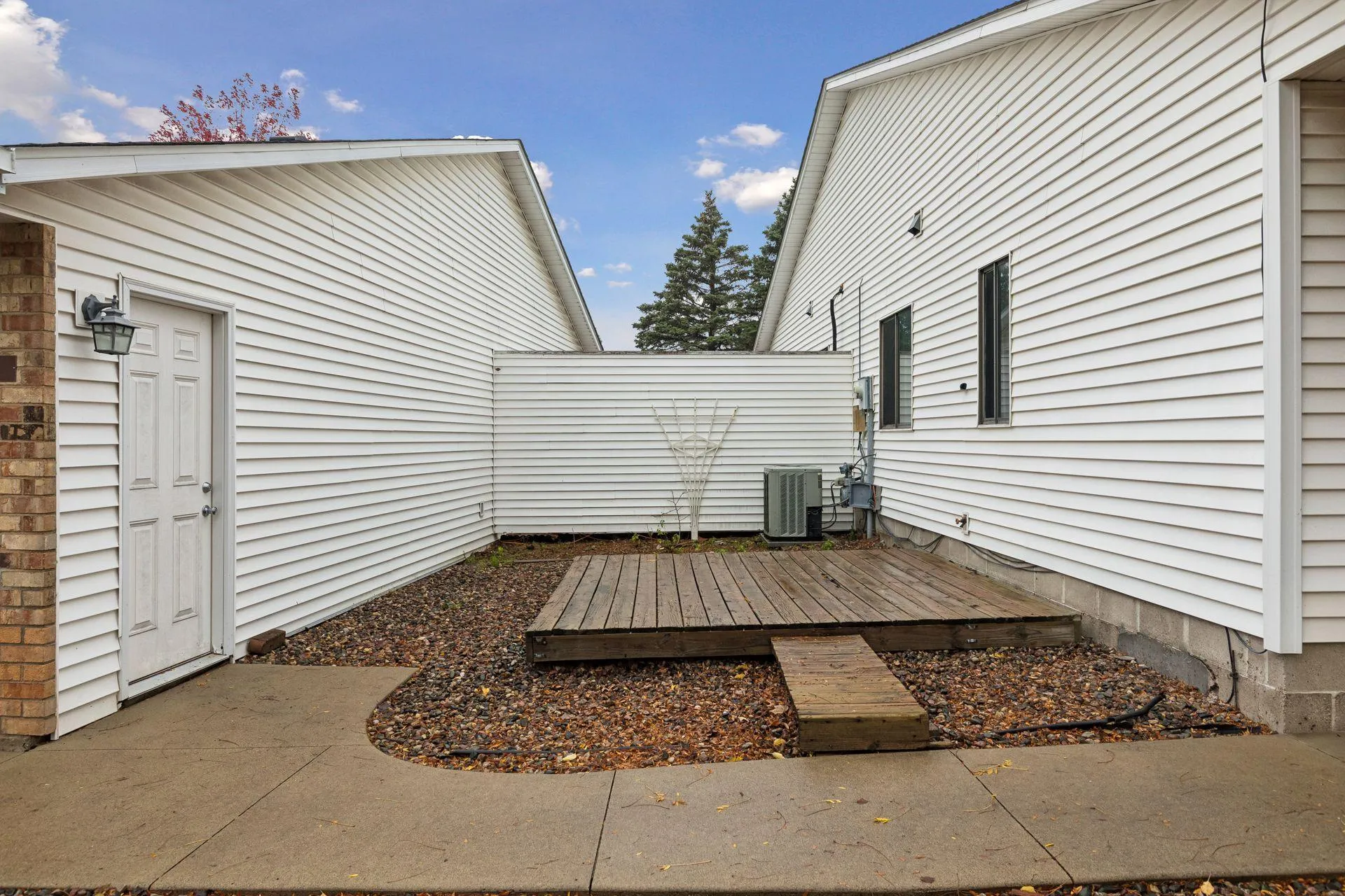 Photo 5 of 7741 157th W Street