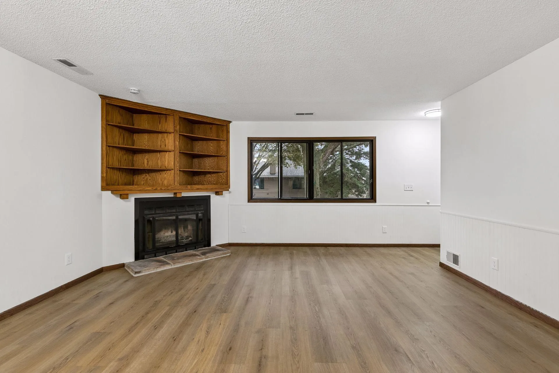 Photo 9 of 7741 157th W Street