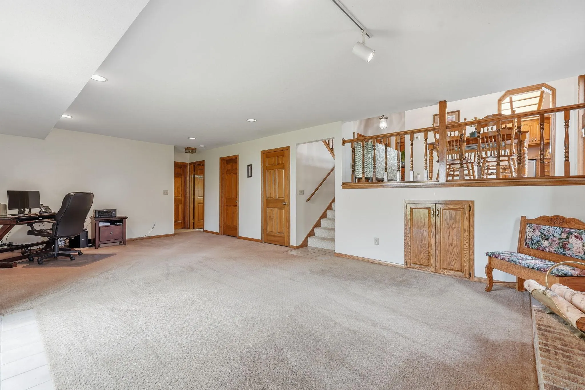 Photo 14 of 651 Allen Avenue