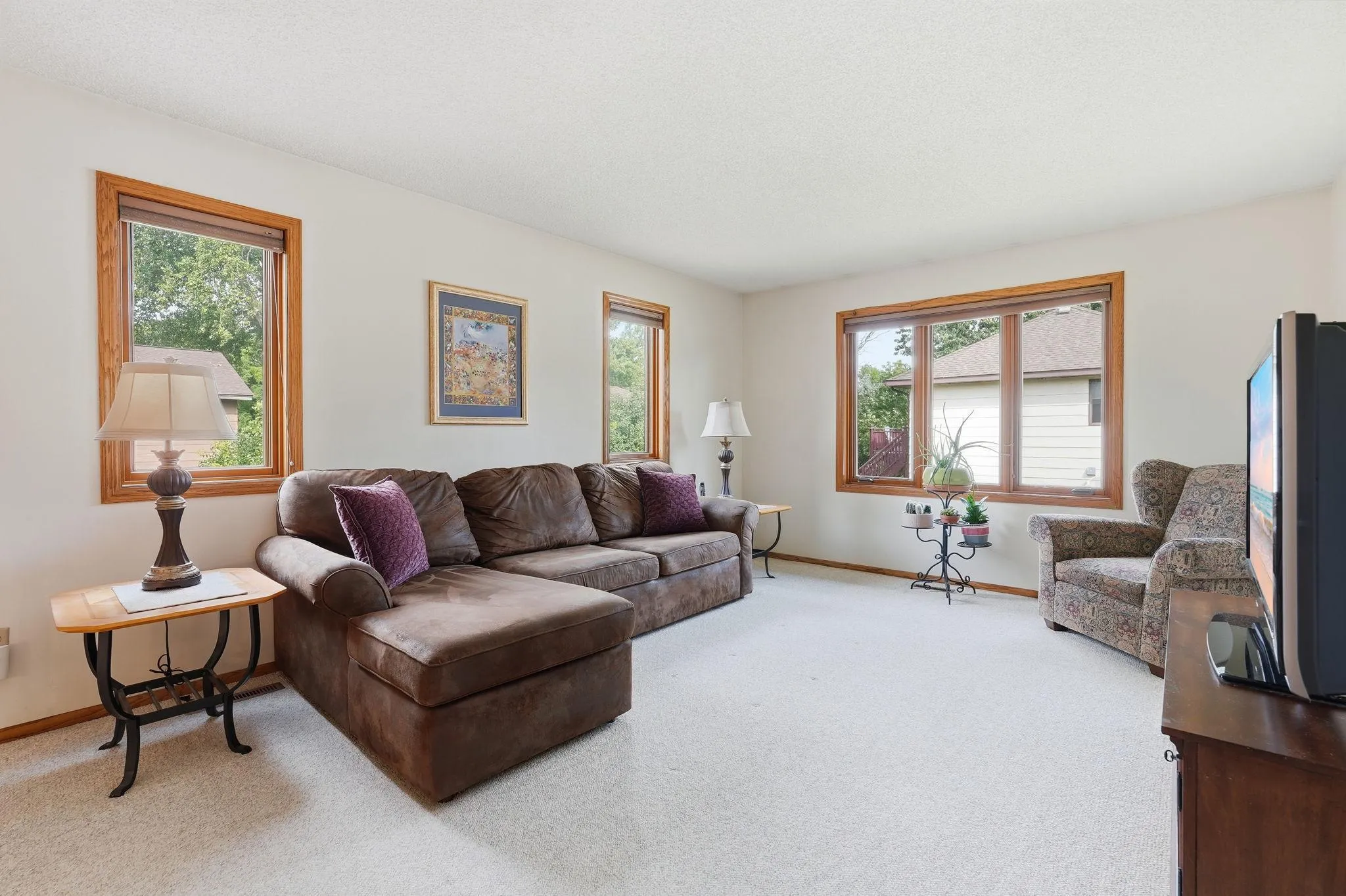 Photo 6 of 651 Allen Avenue