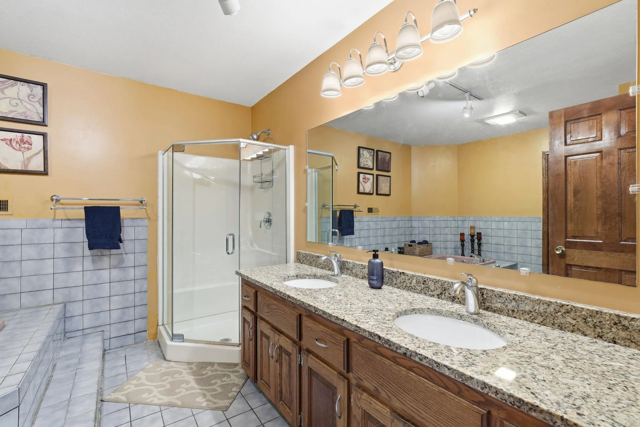 Photo 10 of 651 Allen Avenue