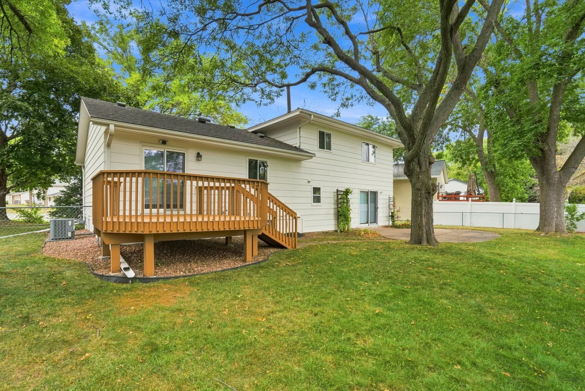 Photo 30 of 6207 Edgemont N Boulevard