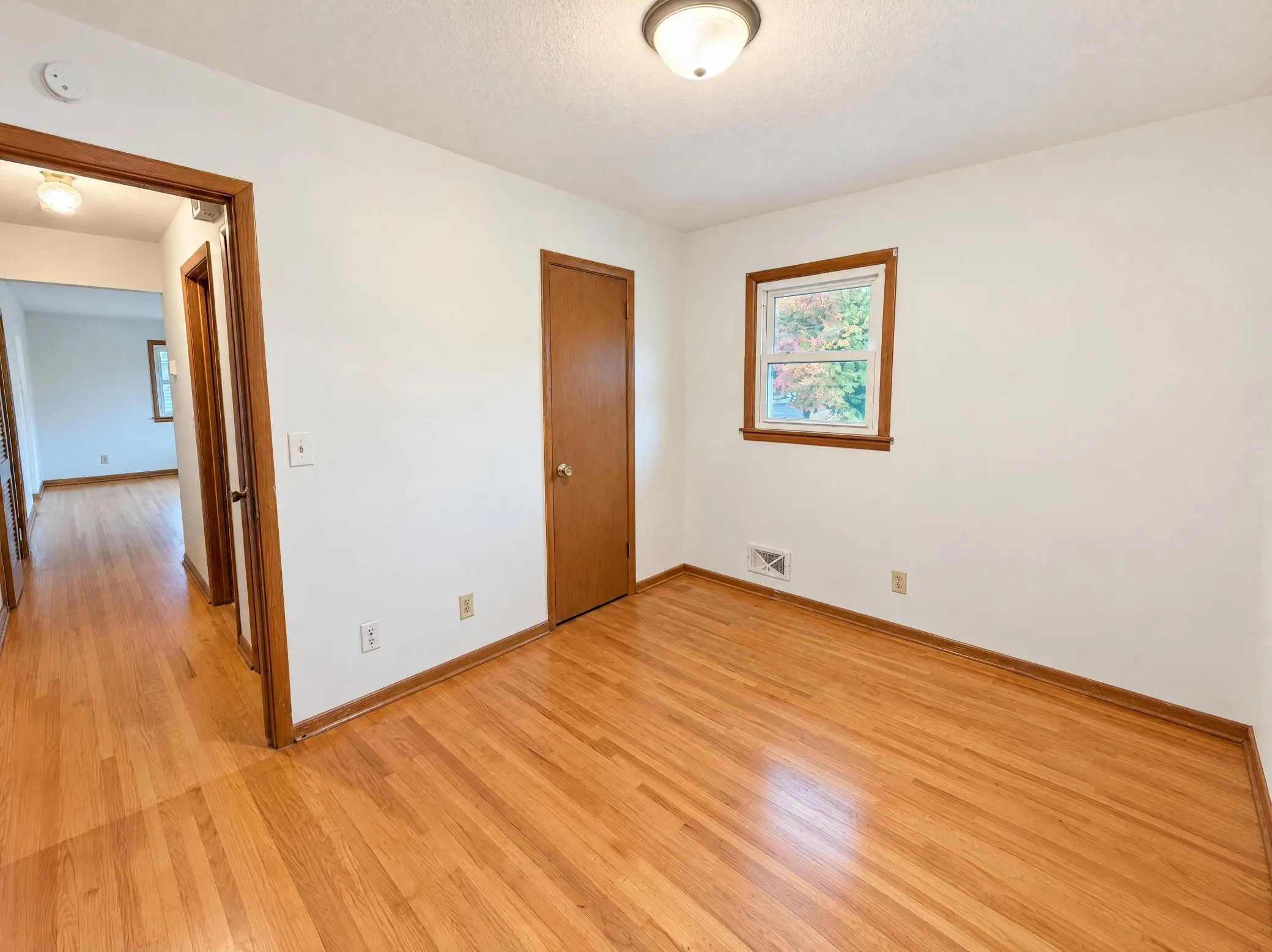 Photo 10 of 6679 Arthur Ne Street