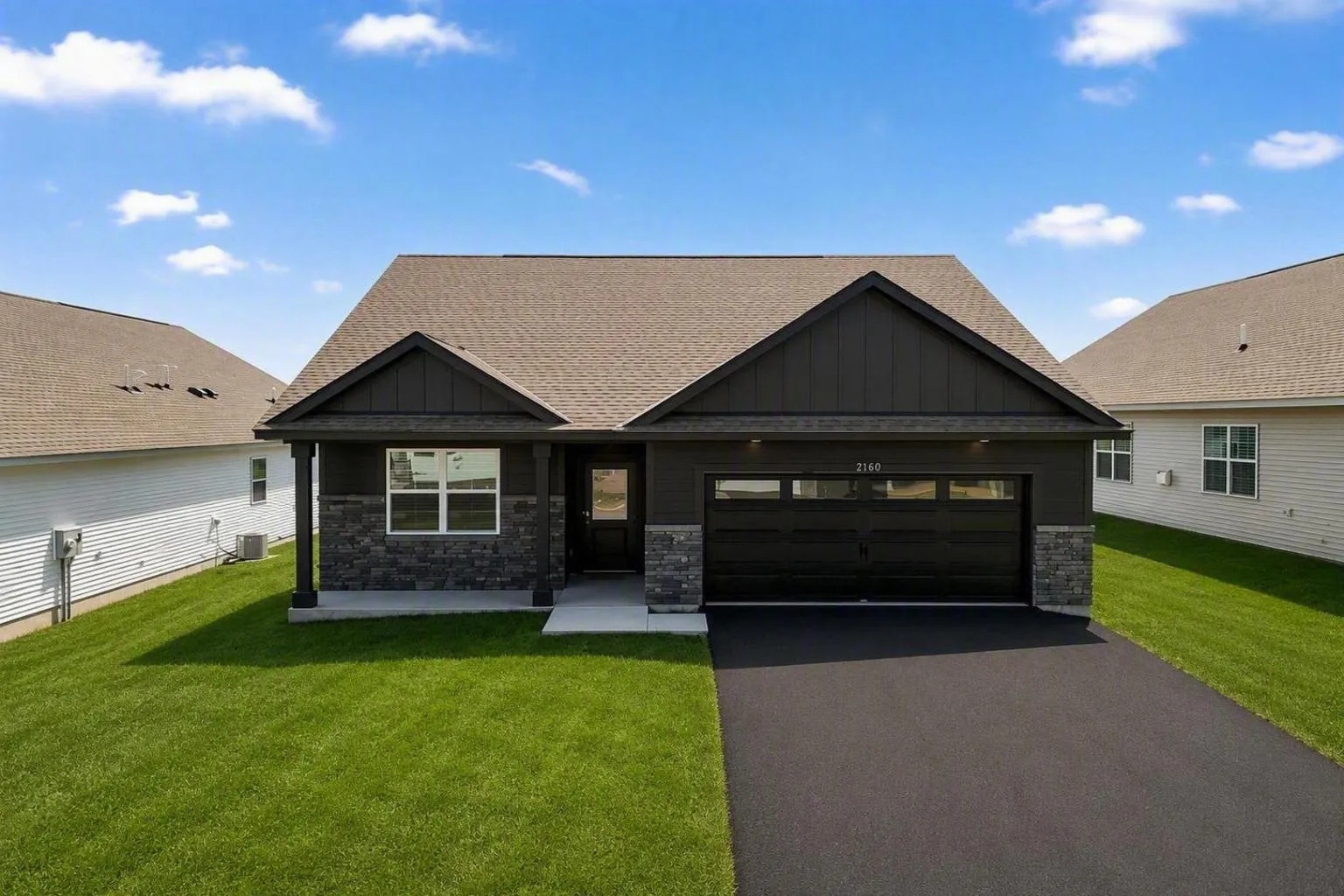Photo 5 of 2140 Bluff Heights Drive