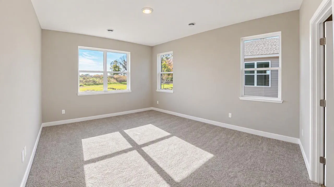 Photo 11 of 2148 Bluff Heights Drive