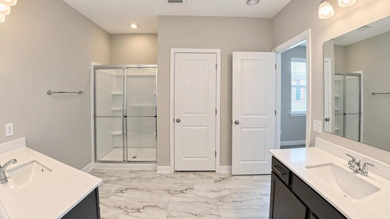 Photo 11 of 2156 Bluff Heights Drive