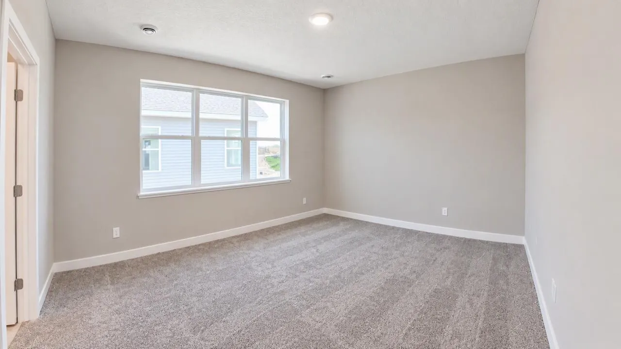 Photo 10 of 2156 Bluff Heights Drive