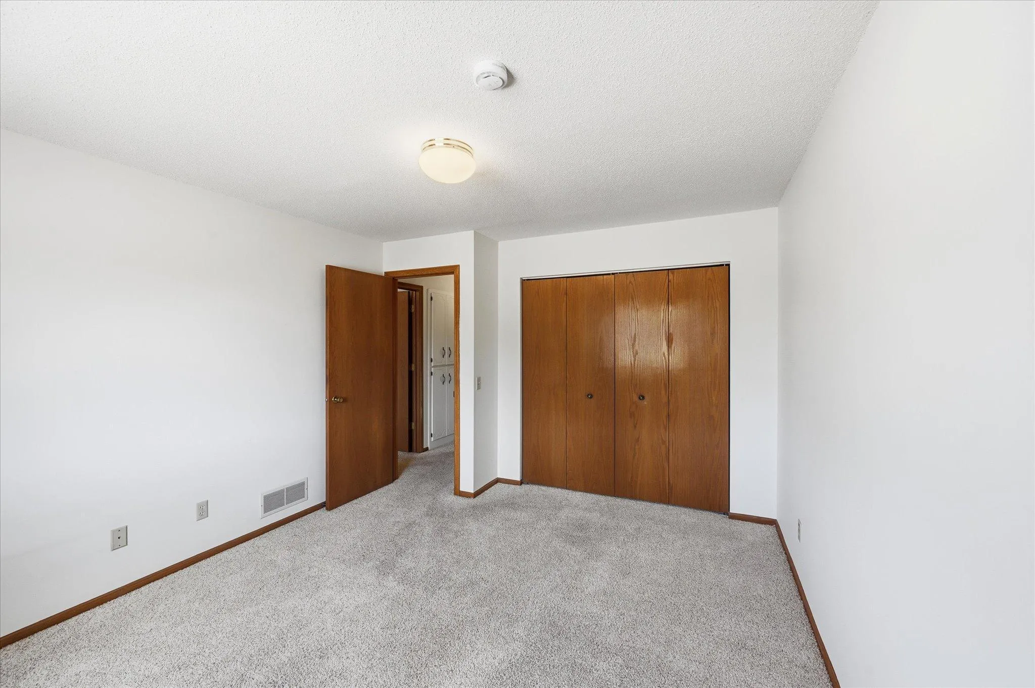 Photo 16 of 4029 Silver Lake Rd Ne