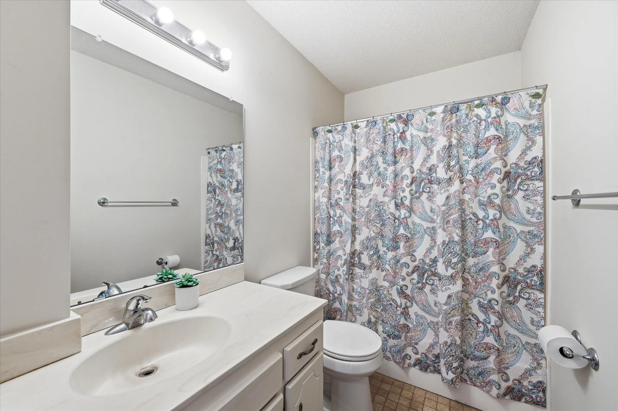 Photo 14 of 4029 Silver Lake Rd Ne