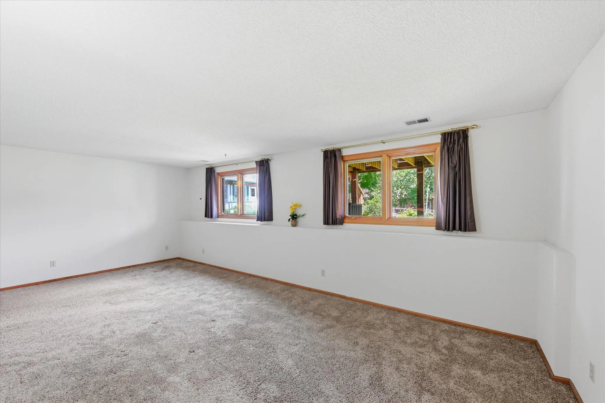 Photo 21 of 4029 Silver Lake Rd Ne