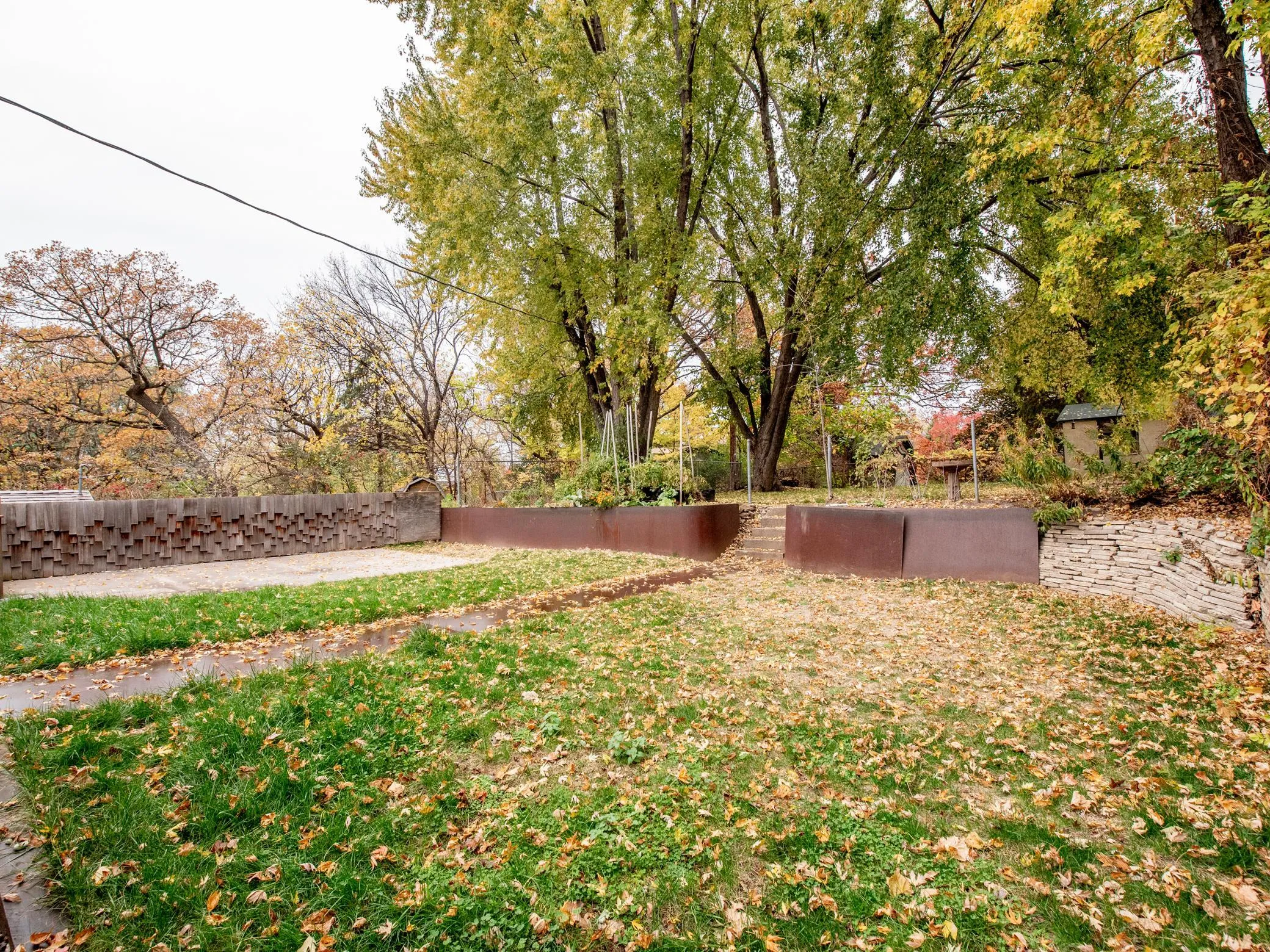 Photo 30 of 2387 Bourne Avenue