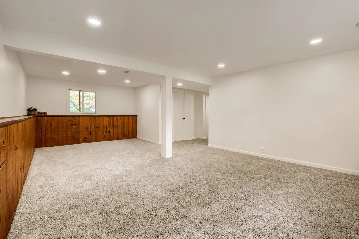 Photo 11 of 7382 Sunset Avenue