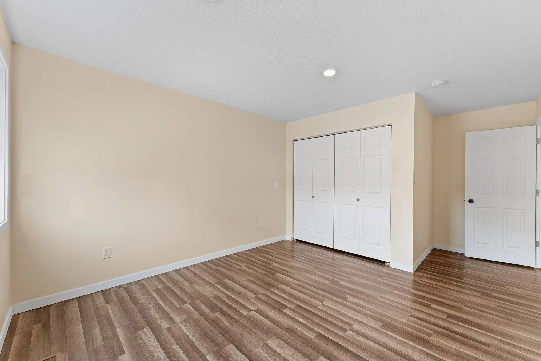 Photo 39 of 636 Hall Avenue