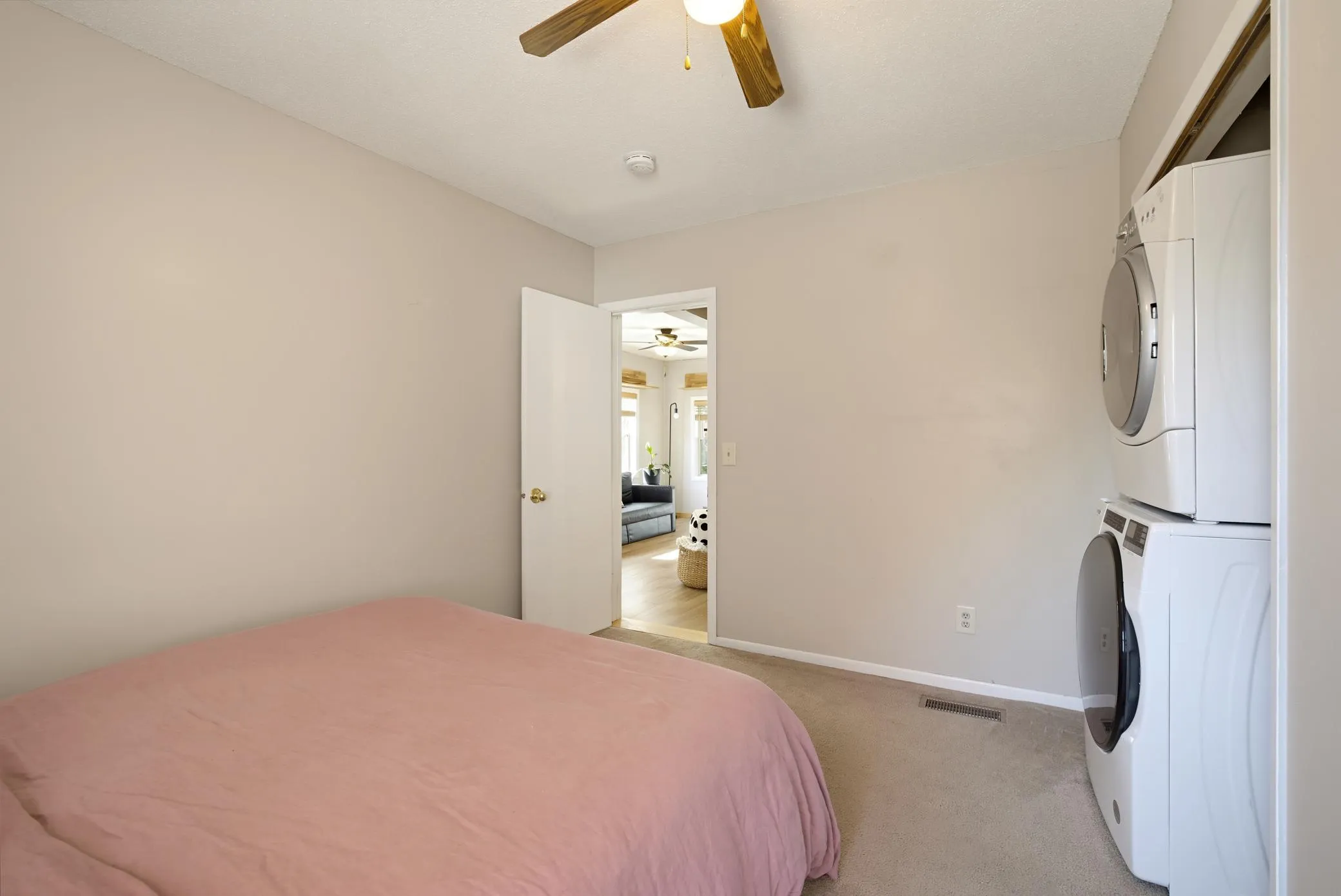 Photo 16 of 4733 36th S Avenue