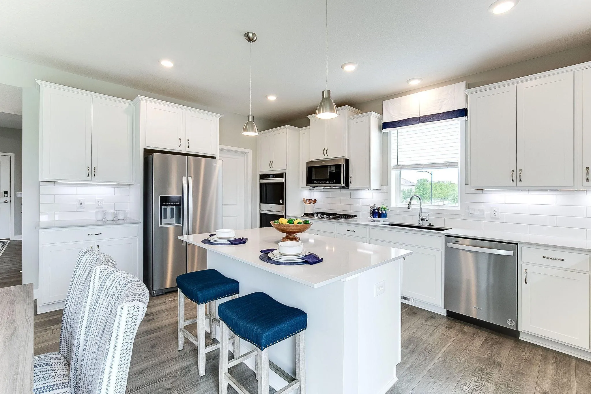 Photo 4 of 4644 Percheron Boulevard