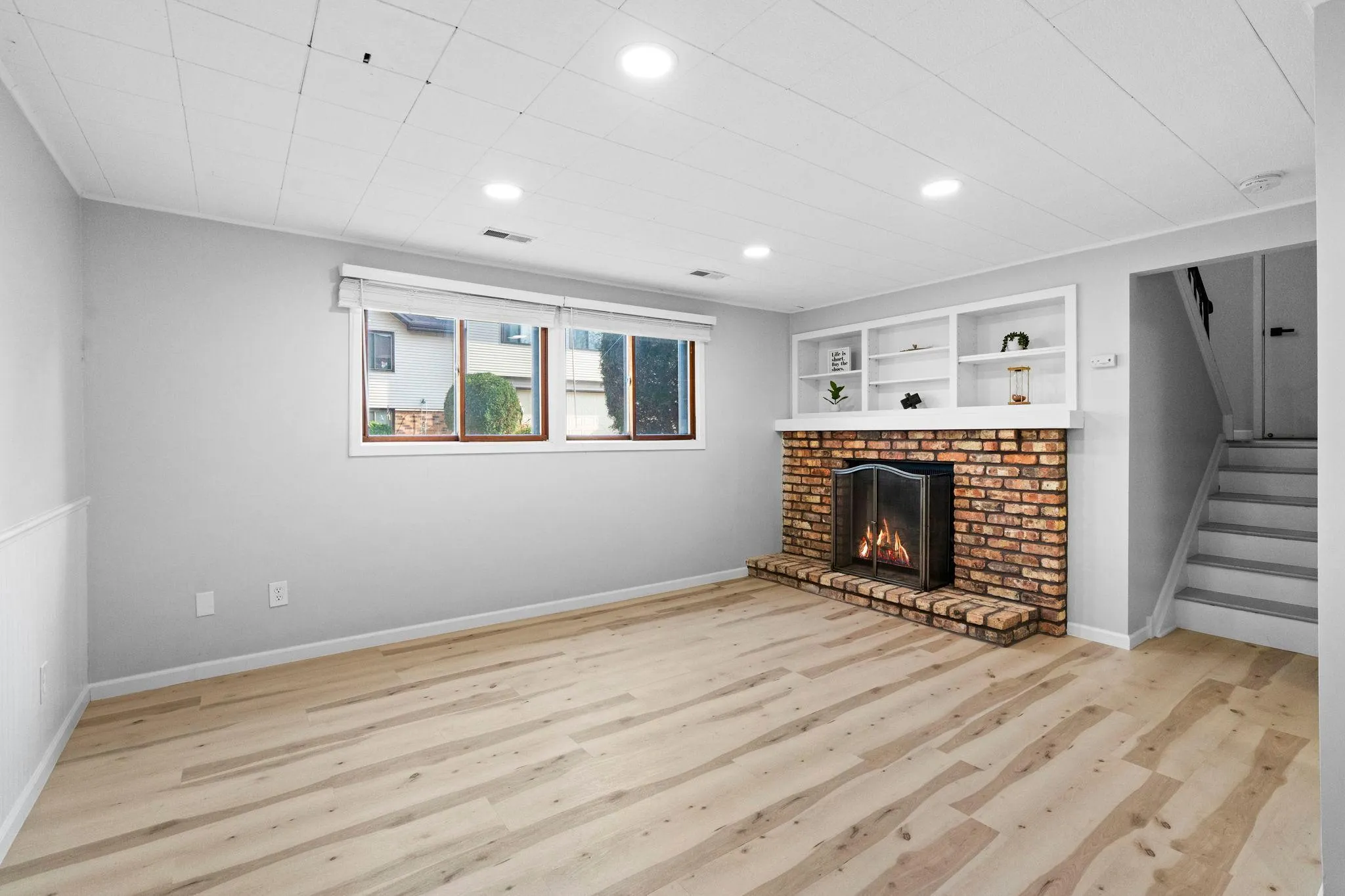 Photo 23 of 8717 N Maplebrook Circle