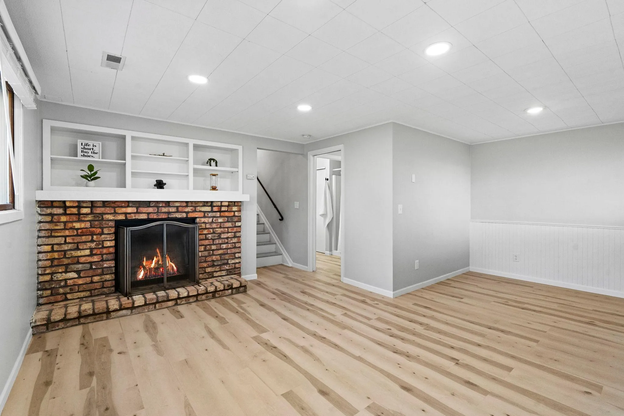 Photo 21 of 8717 N Maplebrook Circle