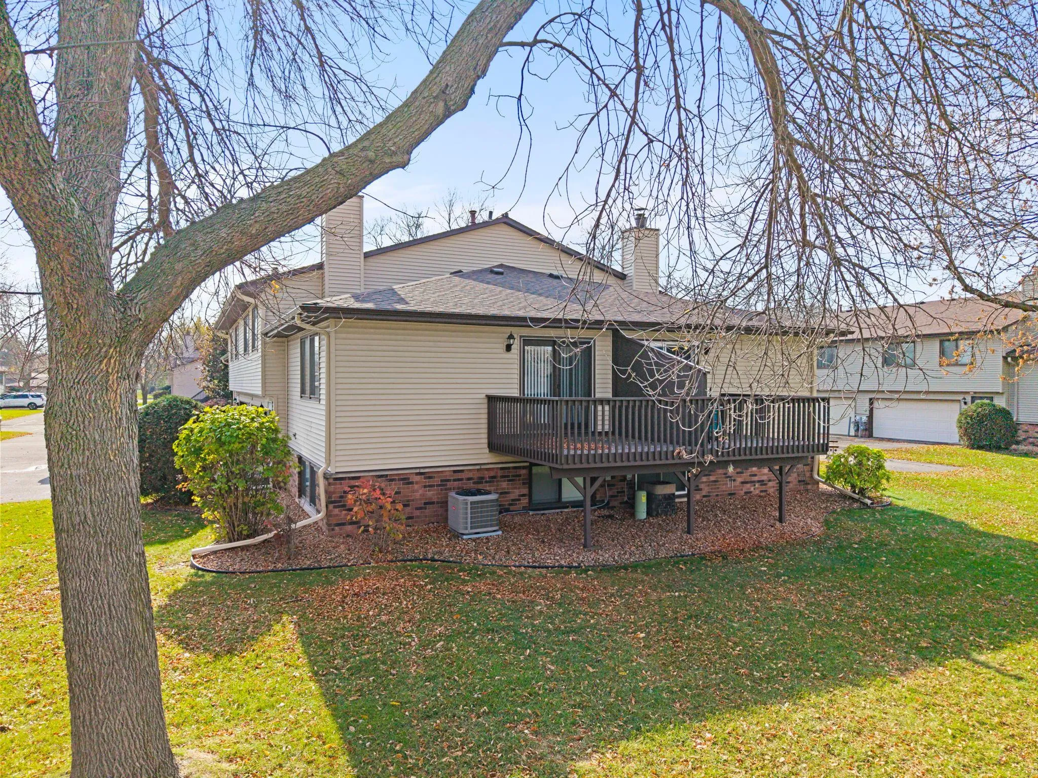 Photo 28 of 8717 N Maplebrook Circle