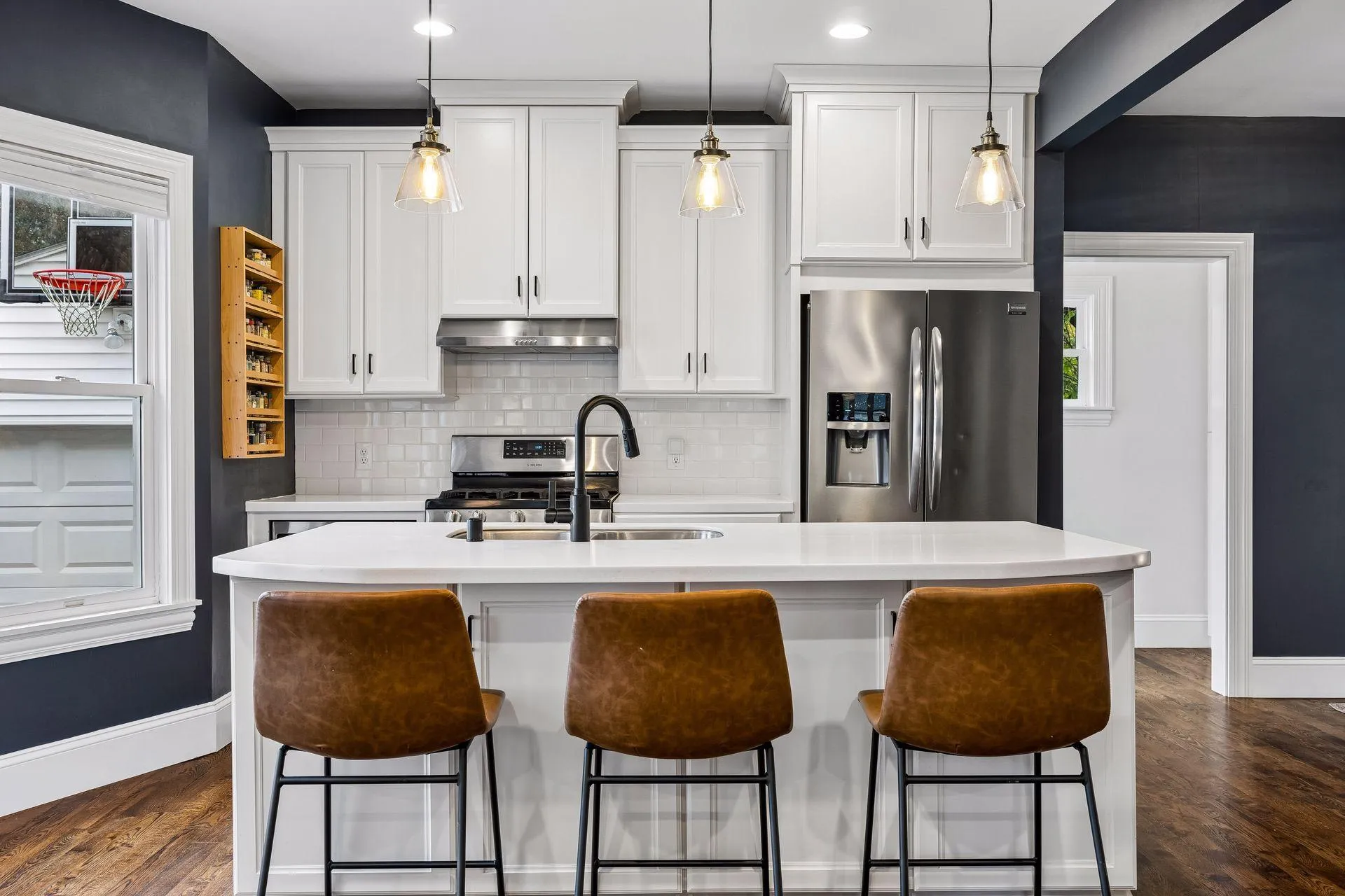 Photo 13 of 3011 W 45th Street