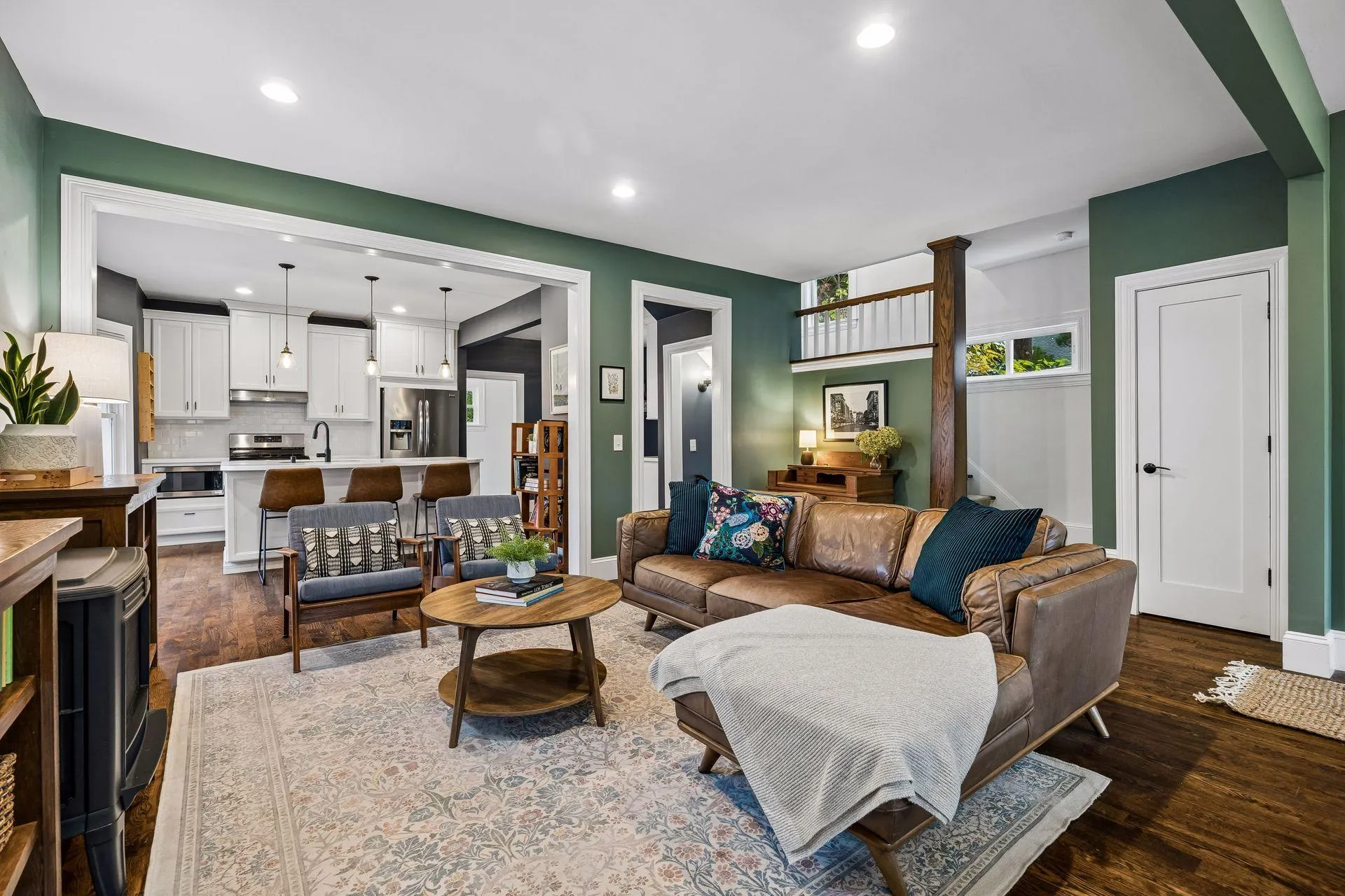 Photo 10 of 3011 W 45th Street