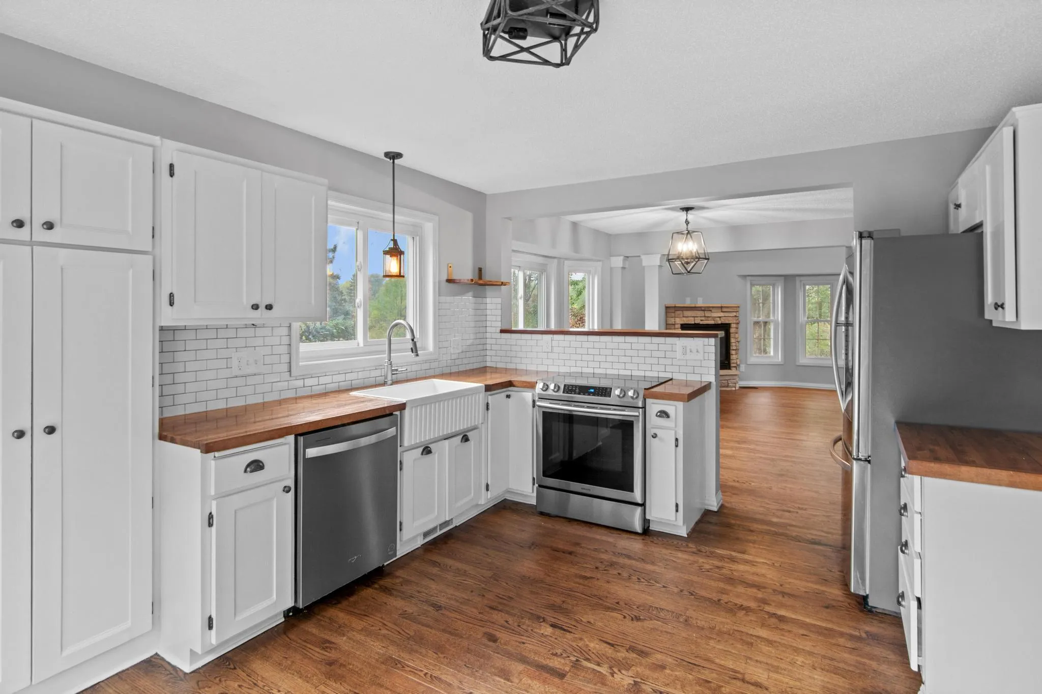 Photo 6 of 14601 Argon Nw Street