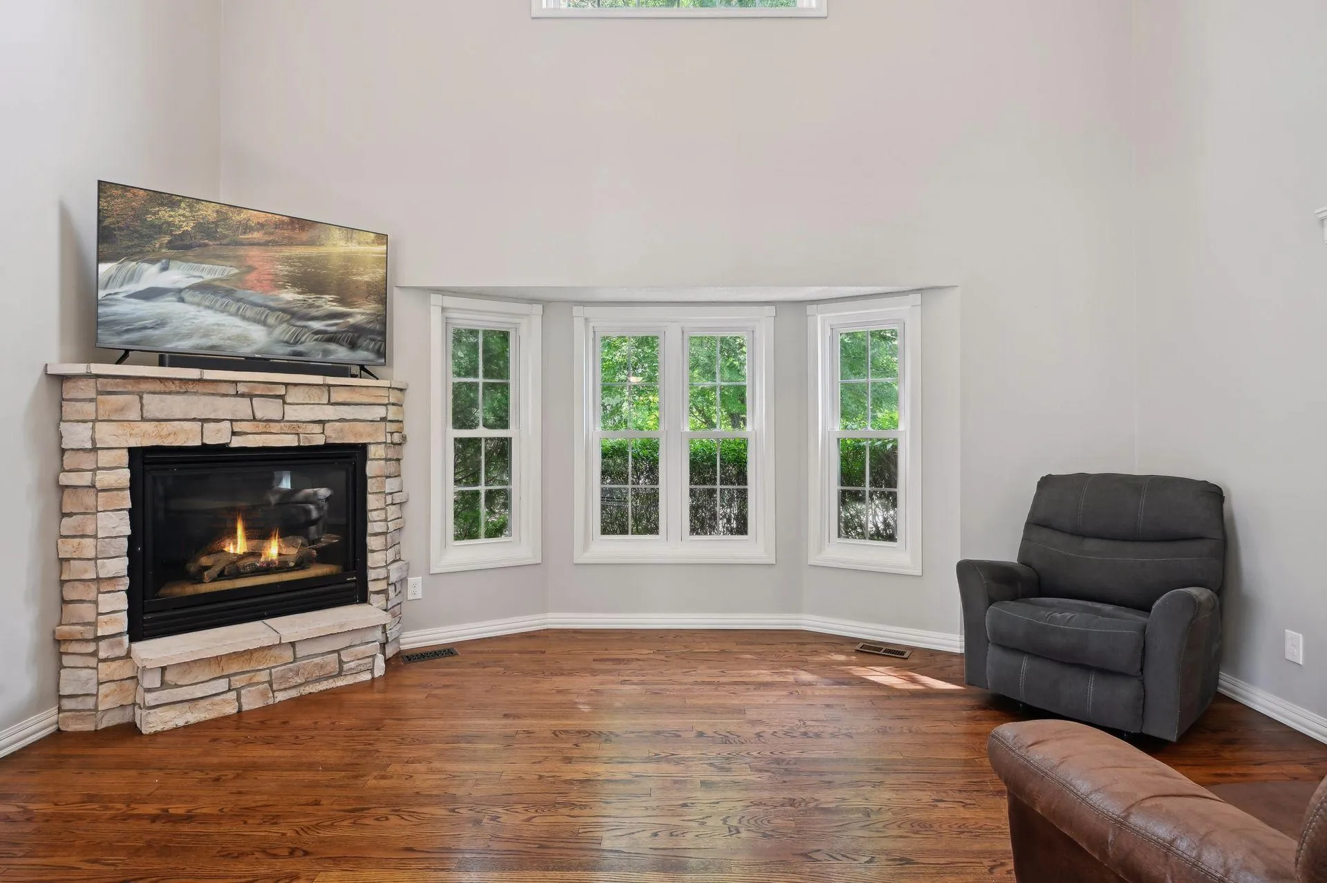 Photo 9 of 14601 Argon Nw Street