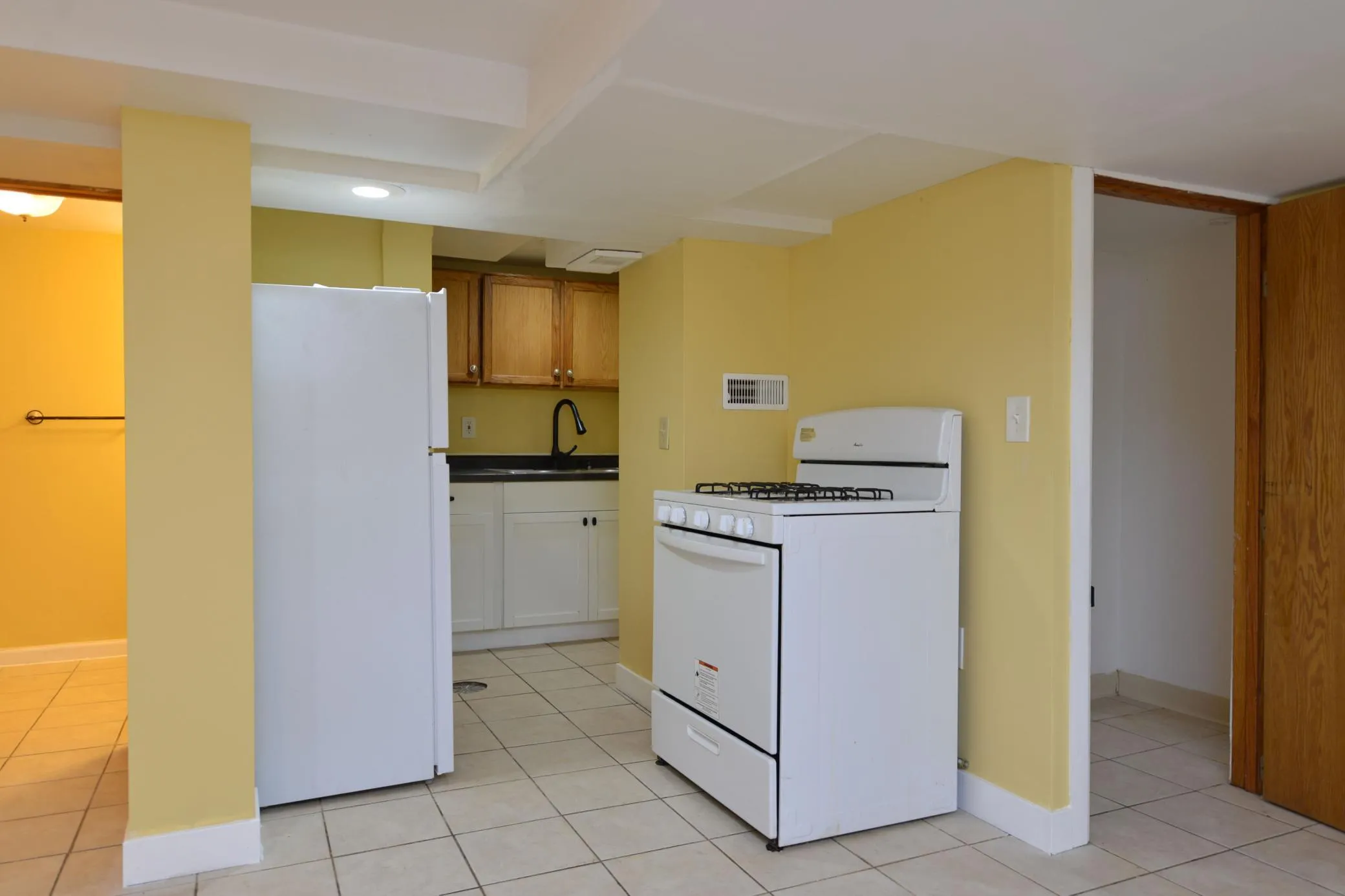 Photo 13 of 694 37th Ne Avenue