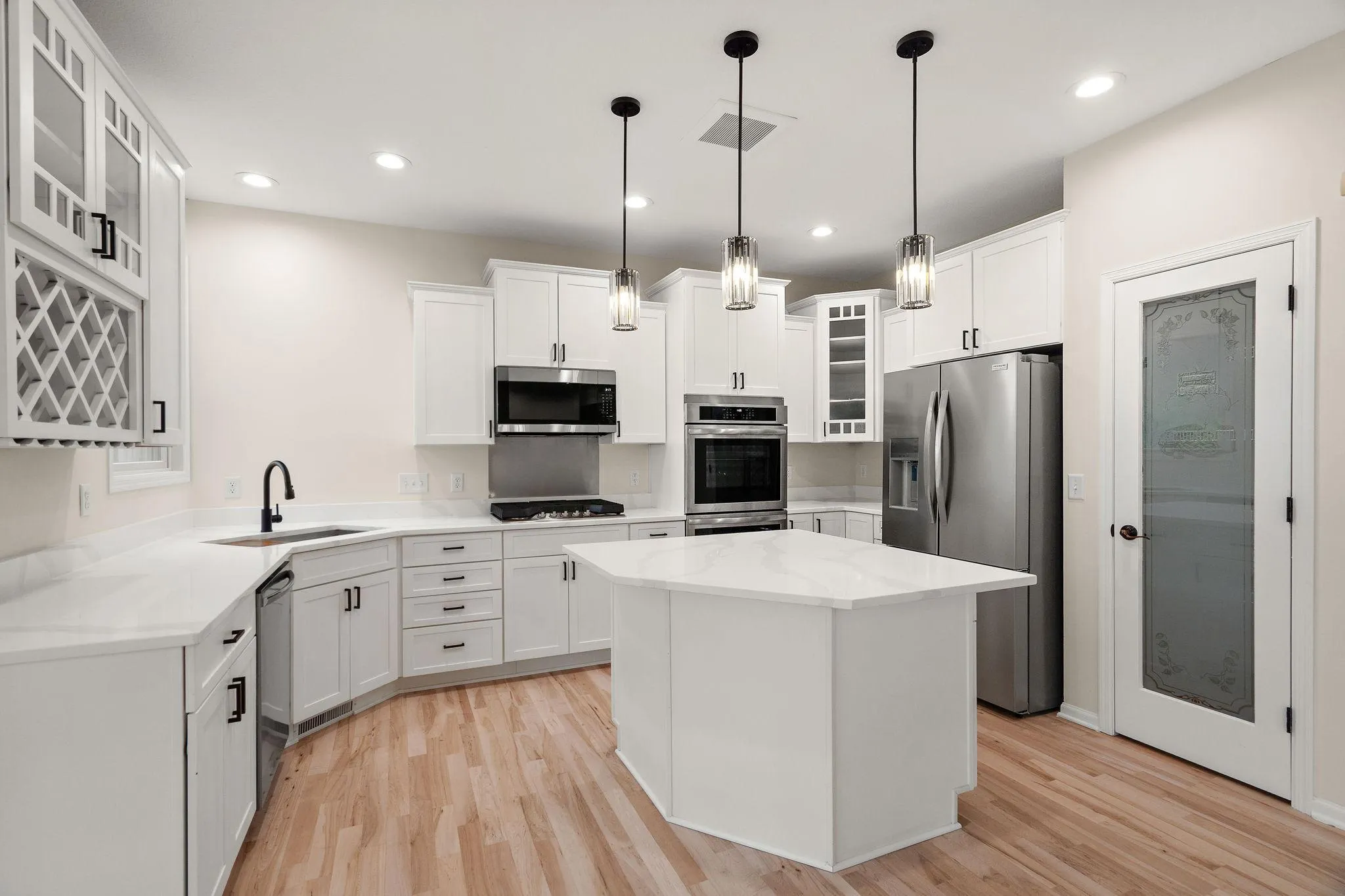 Photo 13 of 15403 Plumstone Drive