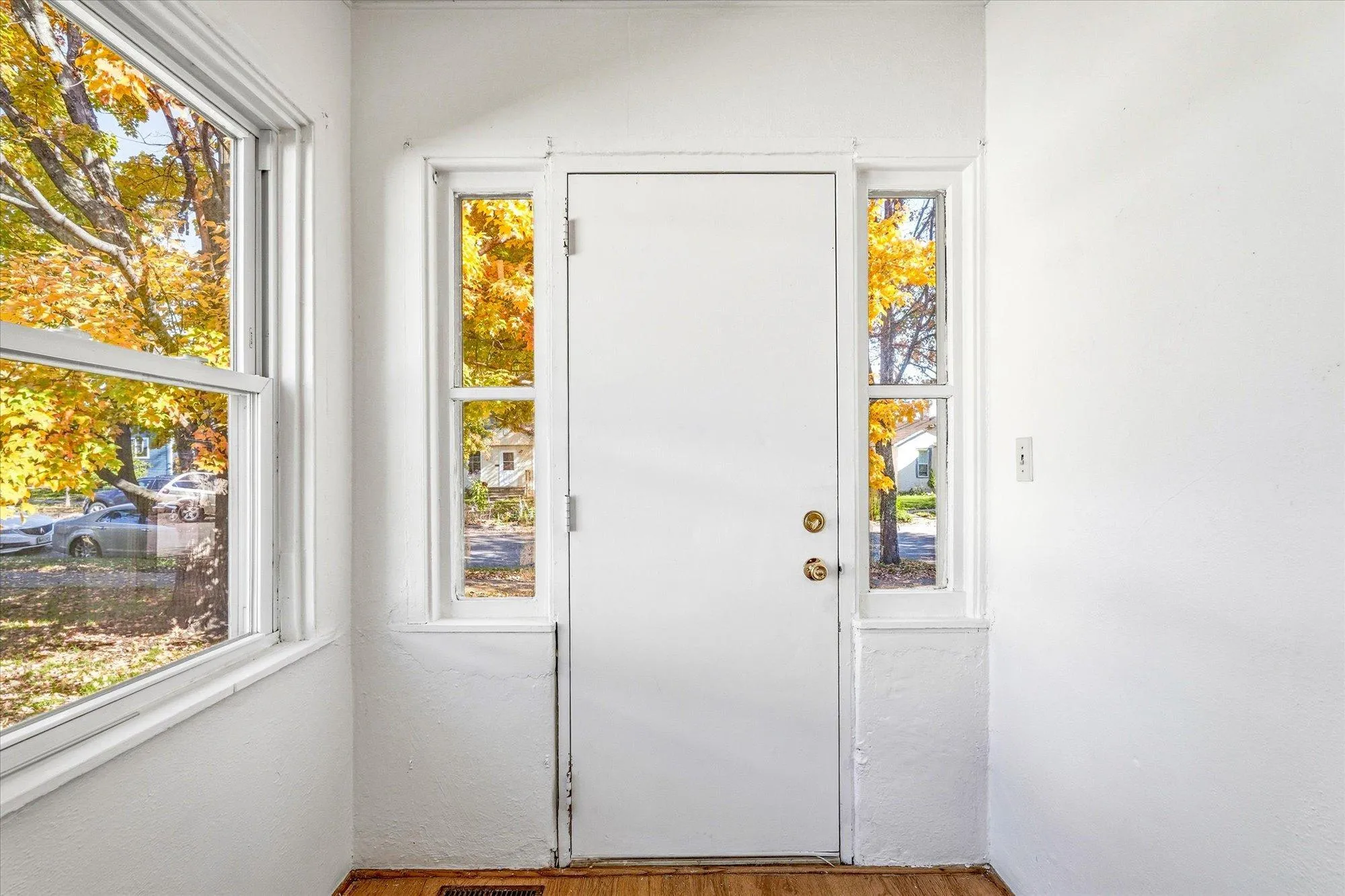 Photo 6 of 3736 18th S Avenue