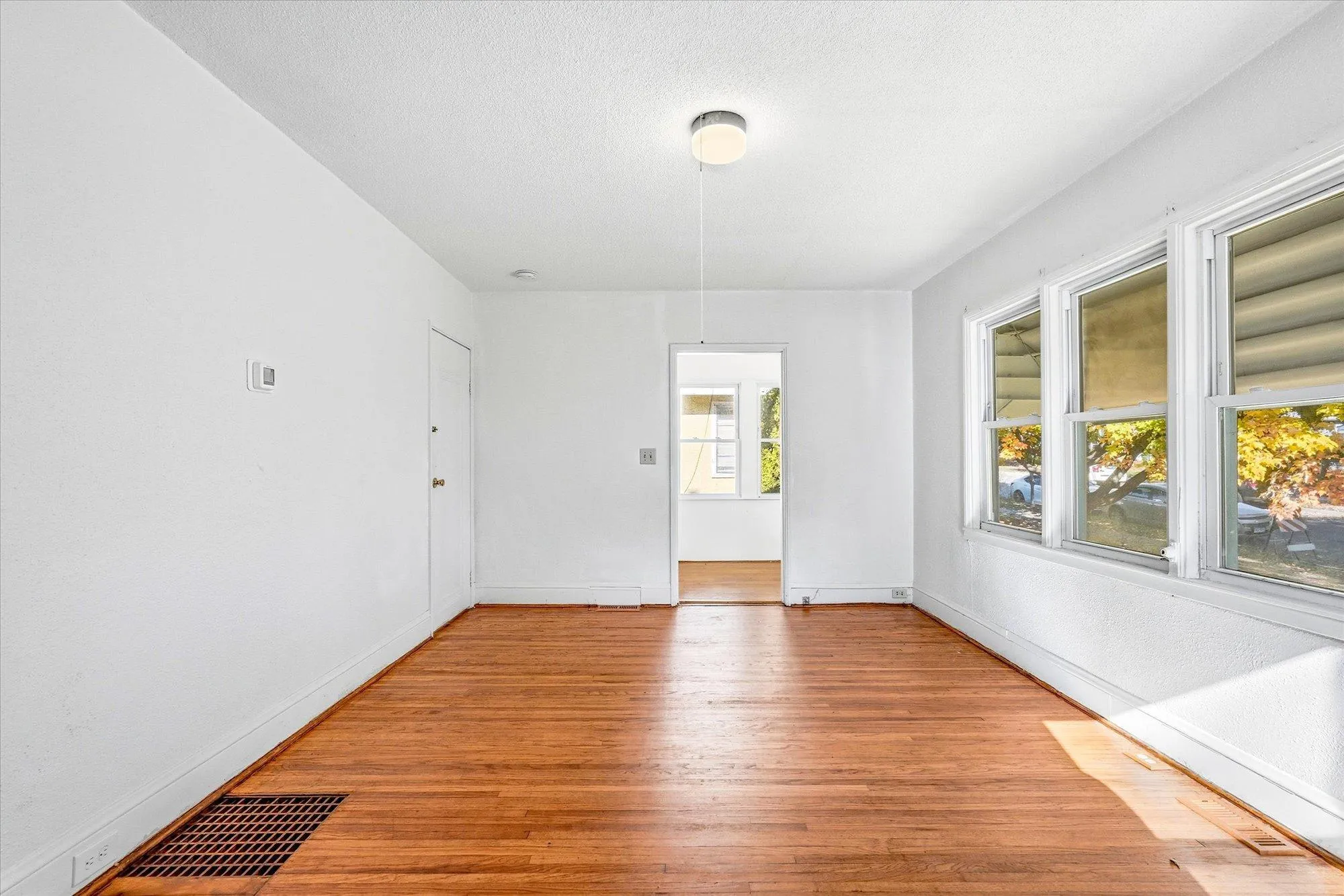 Photo 5 of 3736 18th S Avenue