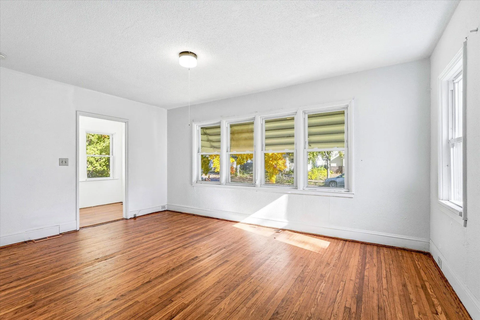 Photo 9 of 3736 18th S Avenue