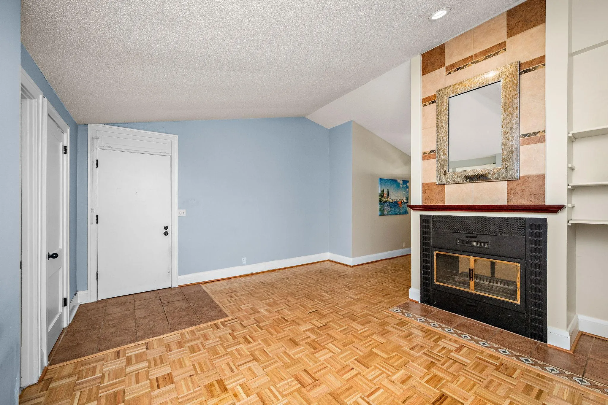 Photo 6 of 79 Western N Avenue Unit 605